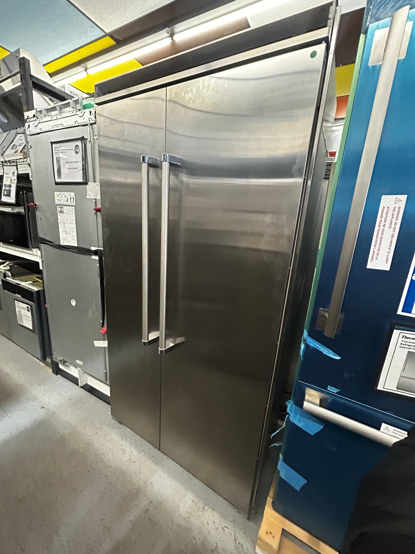 Viking 5 Series - VCSB5423SS - 42 Inch Counter Depth Built-In Side by Side Refrigerator with 25.32 Cu. Ft. Total Capacity, ProChill™ Temperature Management, Spillproof Plus™ Shelves, LED Lighting, Ice Maker, Sabbath Mode