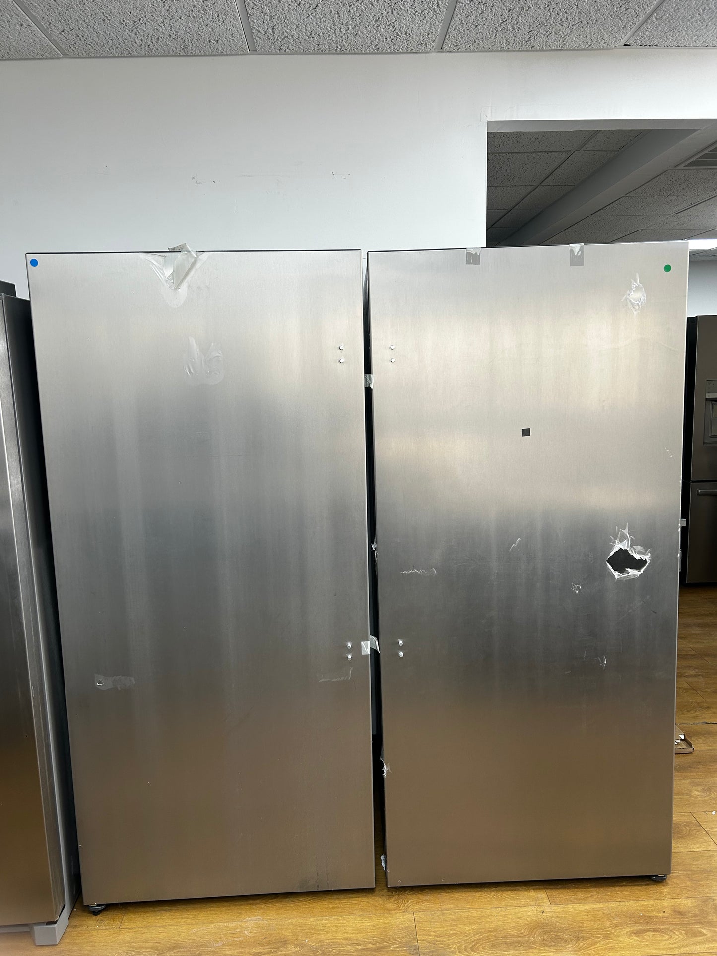 Frigidaire Professional Series - FPFU19F8WF & FPRU19F8WF - 33 Inch Freezer Column with 19 Cu. Ft. Capacity, 33 Inch Refrigerator Column with 19 Cu. Ft. Capacity