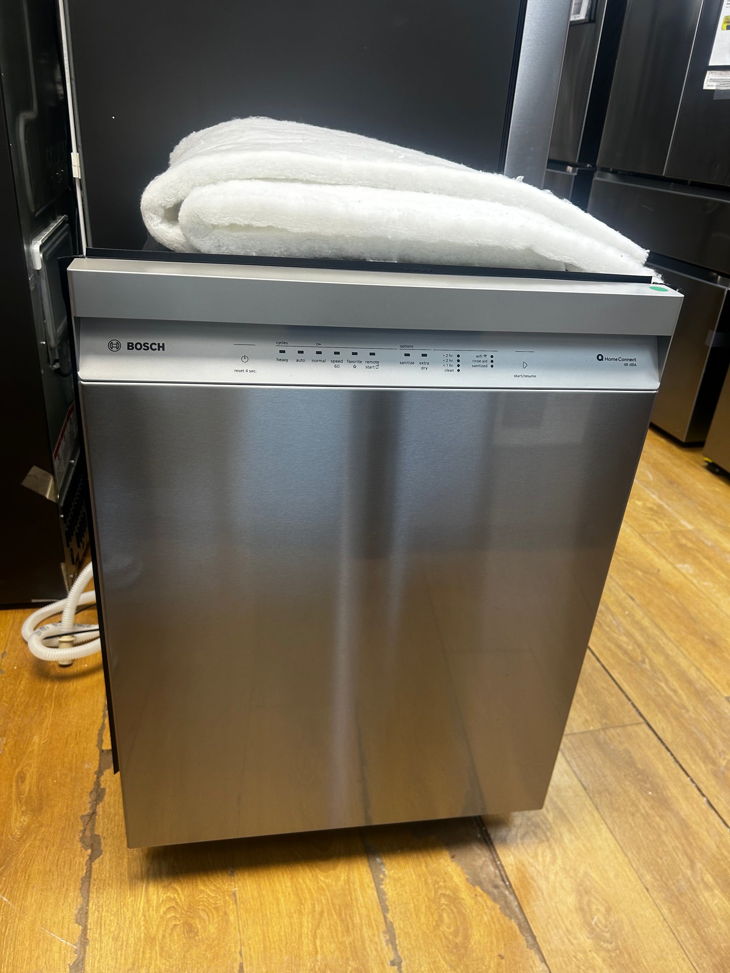 Bosch 100 Series - SHE41CM5N - 24 Inch Full Console Built-In Smart Dishwasher with 12 Place Setting Capacity, 8 Wash Cycles, 48 dBA Noise Level, and Beautiful Stainless Steel Interior: Stainless Steel