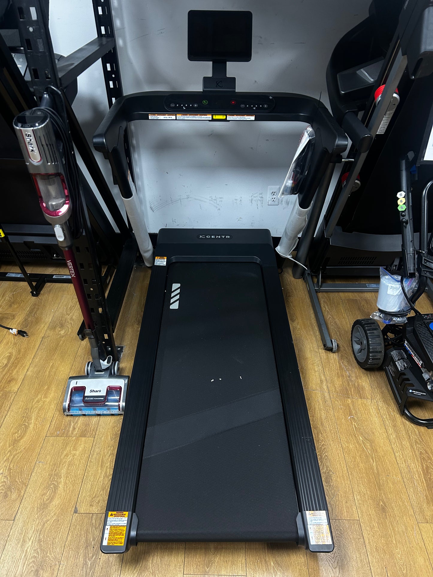 Centr Runr-S Treadmill with 10" Screen