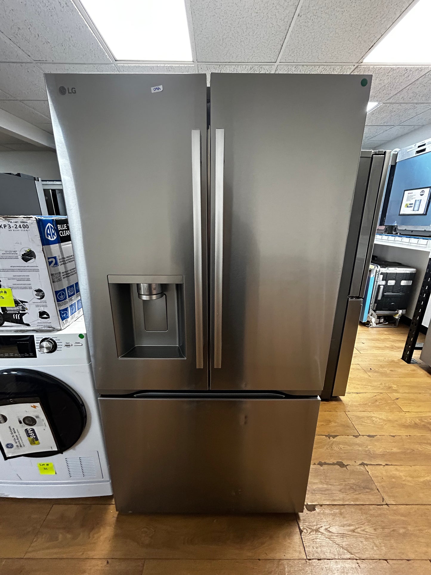 LG - LF24Z6530S - 36 Inch Counter-Depth MAX™ Freestanding French Door Smart Refrigerator with 23.7 cu.ft. Capacity, Zero Clearance™ Hinge System, Dual Ice Makers, Tall Ice & Water Dispenser, Ice Plus™, ENERGY STAR® Qualified, and ADA Compliant