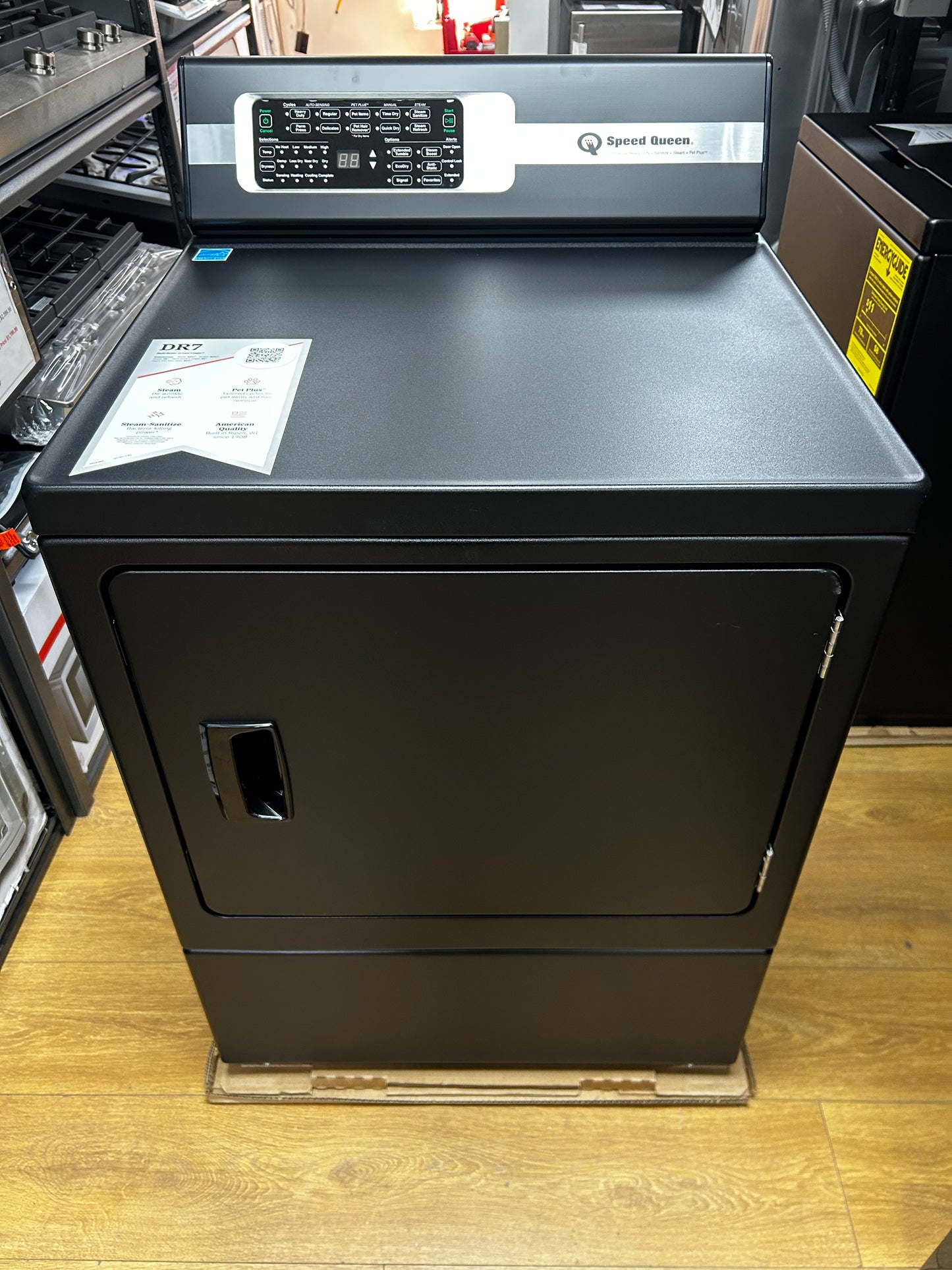 Speed Queen - DR7004BG - 27 Inch Gas Dryer with 7 Cu. Ft. Capacity, 10 Preset Dry Cycles, Pet Plus, Steam Refresh, Steam Boost, Anti- Static, Steam- Sanitize, Over-Dry Protection Technology, Extended Tumble, Reversible Door: Matte Black