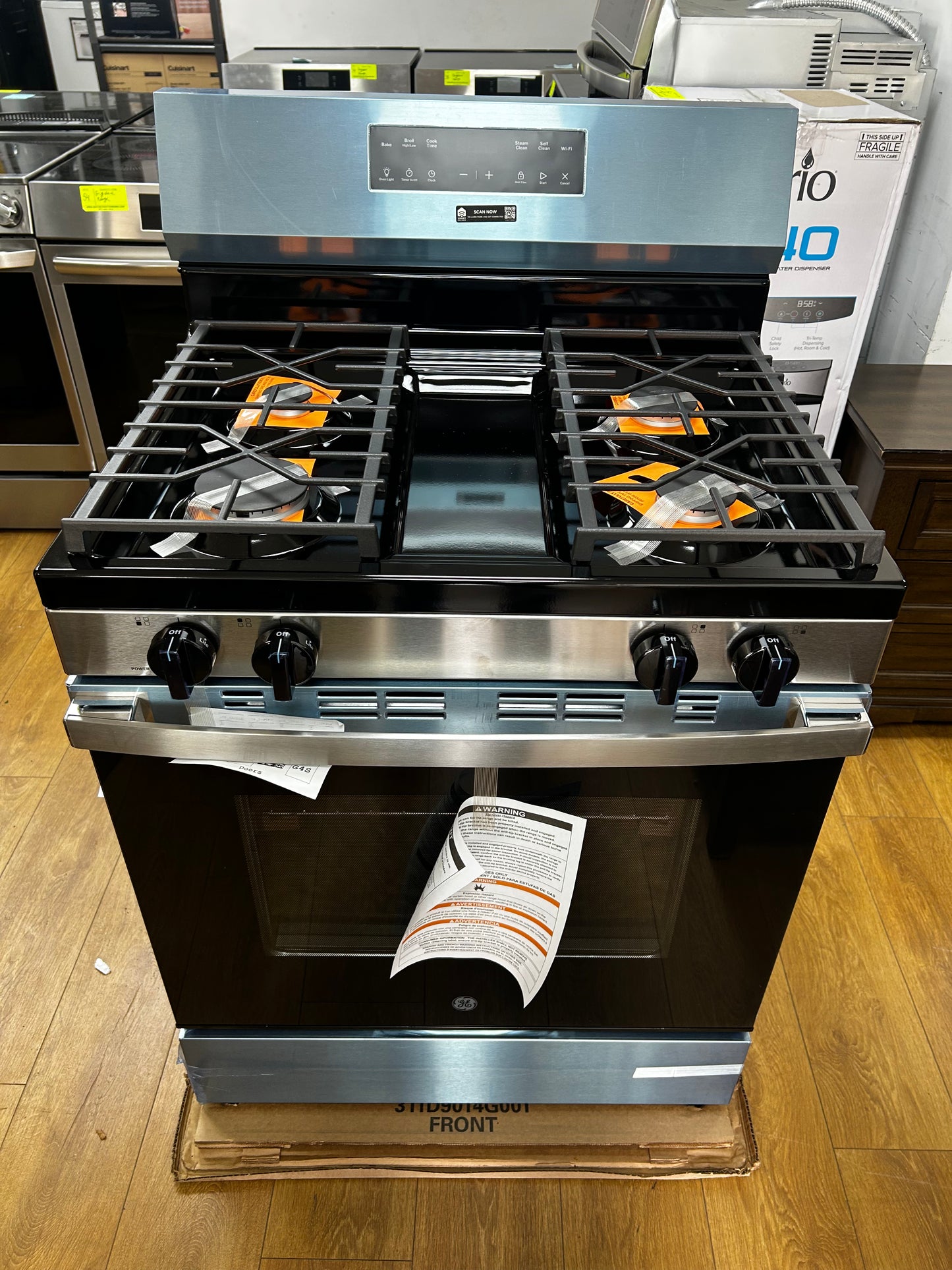 GE - GGF400PVSS - 400 Series 30 Inch Freestanding Gas Smart Range with 4 Sealed Burners, 5.3 cu. ft. Oven Capacity, Power Boil™ Burner, Storage Drawer, SmartHQ™, Enhance Shabbos Mode Built In, and Self & Steam Clean: Stainless Steel