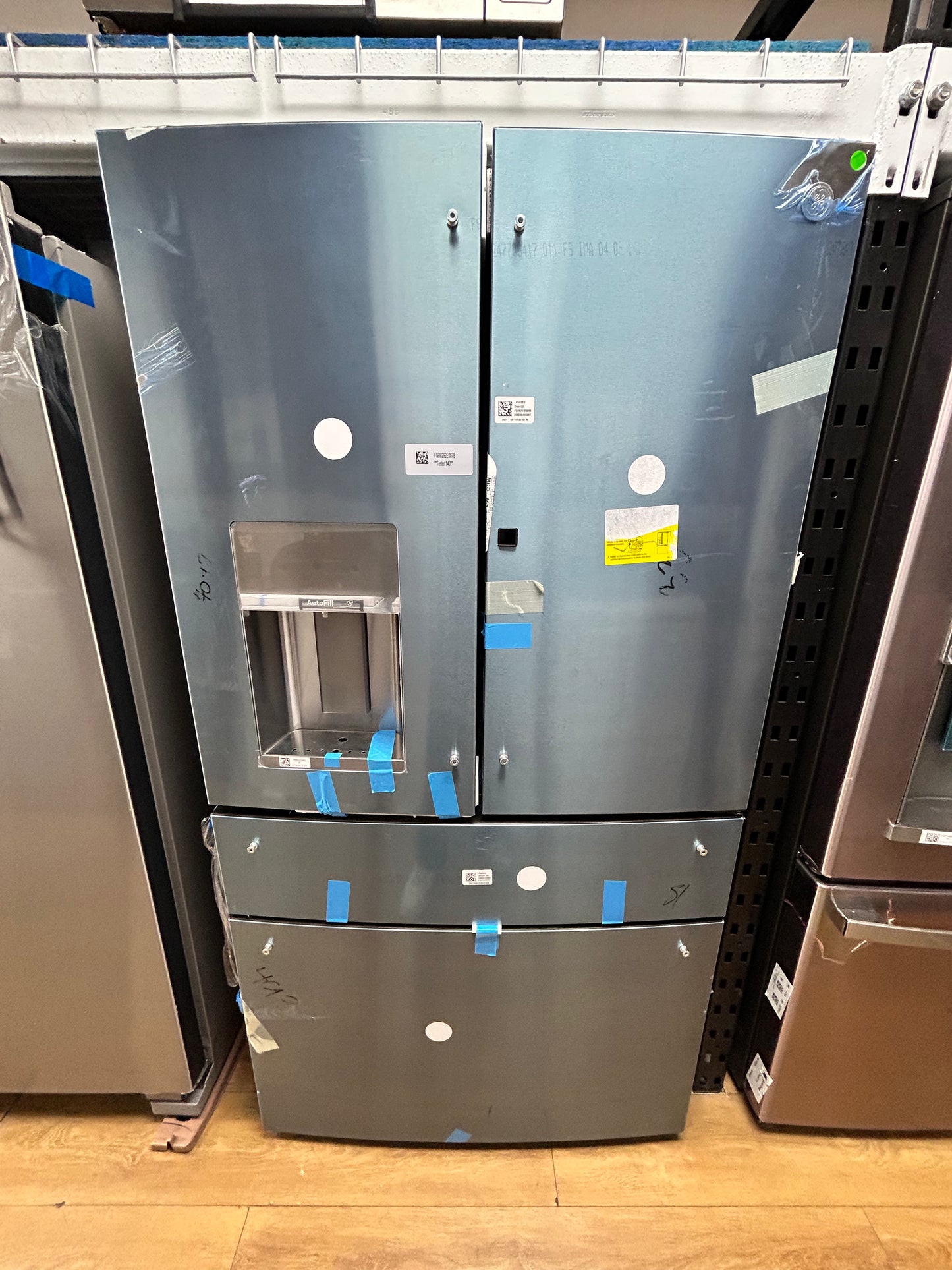 FRIGIDAIRE - GRQC2255BF - Gallery 21.3 Cu. Ft. Counter-Depth 4-Door Refrigerator