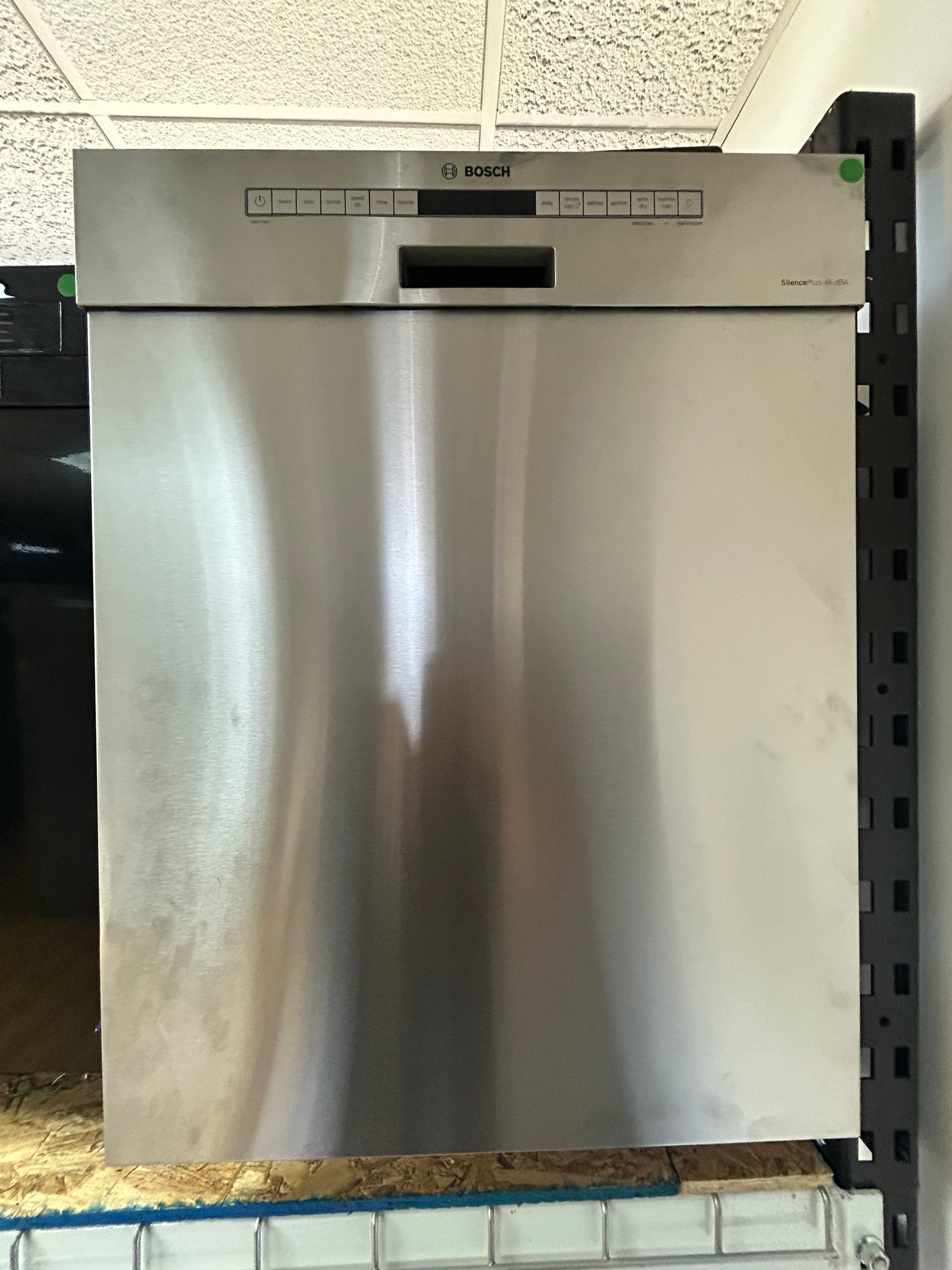 Bosch - SHE53B75UC - 300 Series 24” Front Control Smart Built-In Tub Dishwasher with 3rd Rack and AquaStop Plus, 46dBA - Stainless Steel