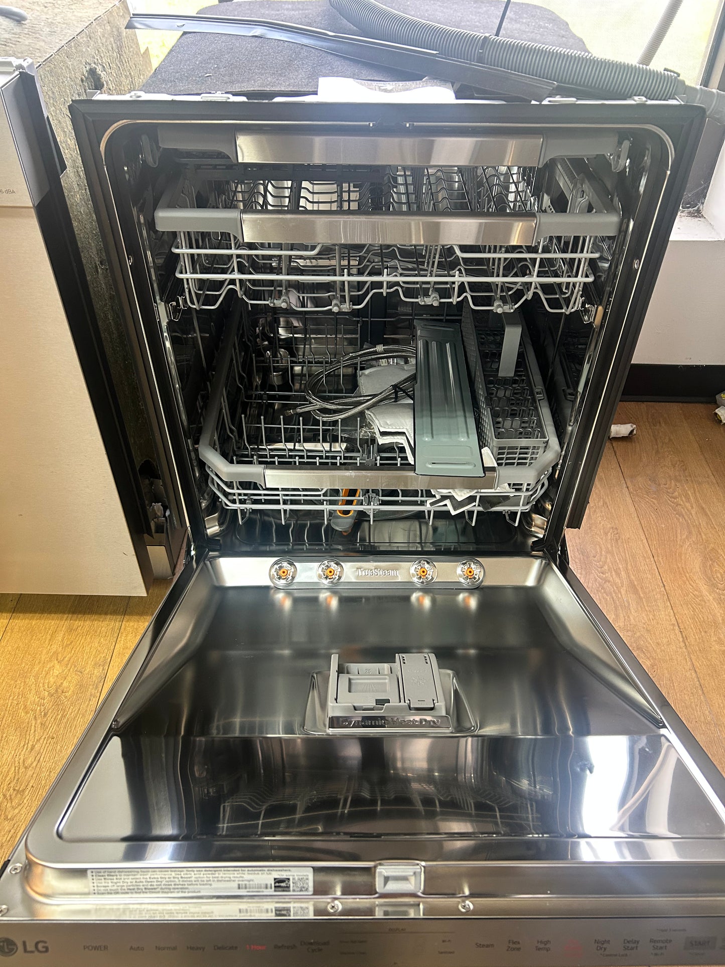 LG - LDPH7972S - 24 in. PrintProof Stainless Steel Smart Top Control Dishwasher with 1-Hour Wash and Dry, QuadWash Pro and Dynamic Dry