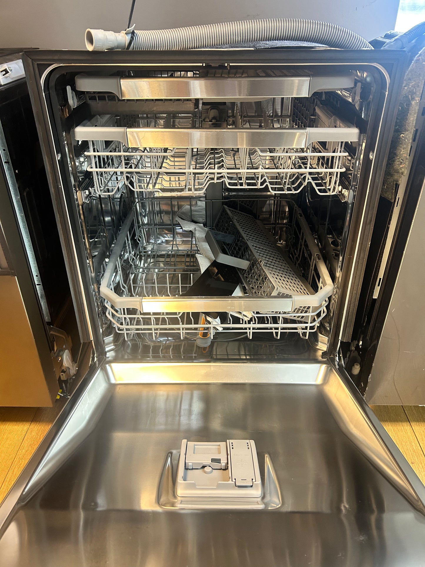 LG - LDPM6762S - Top Control Wi-Fi Enabled Dishwasher with QuadWash Pro