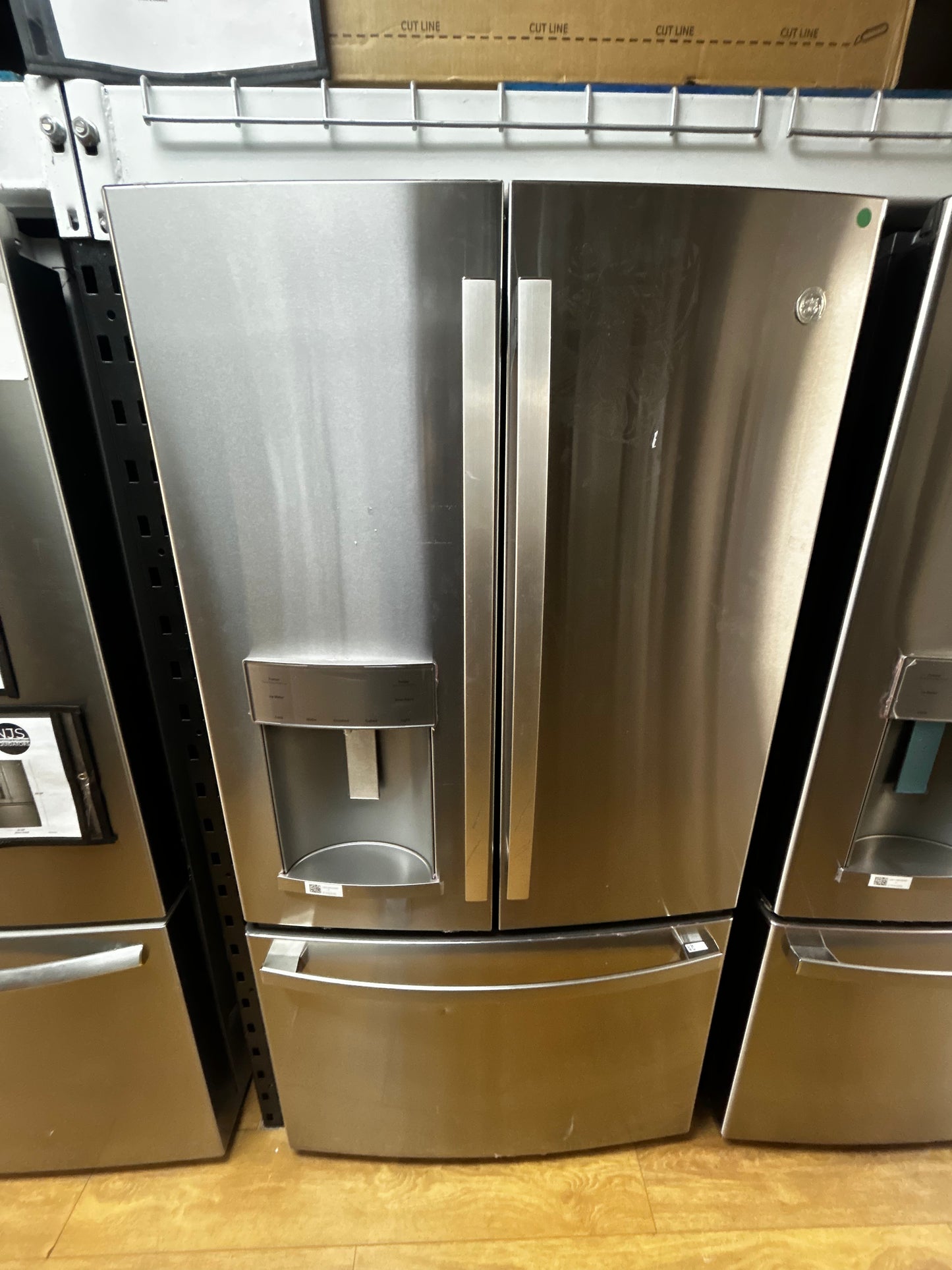 GE - GFE28GMKES - 36 Inch French Door Refrigerator with 27.7 Cu. Ft. Capacity, TwinChill™, Turbo Cool/Freeze, Showcase LED, Enhanced Shabbos Mode, Ice Maker, Ice & Water Dispenser, Advanced Filtration, ADA Compliant