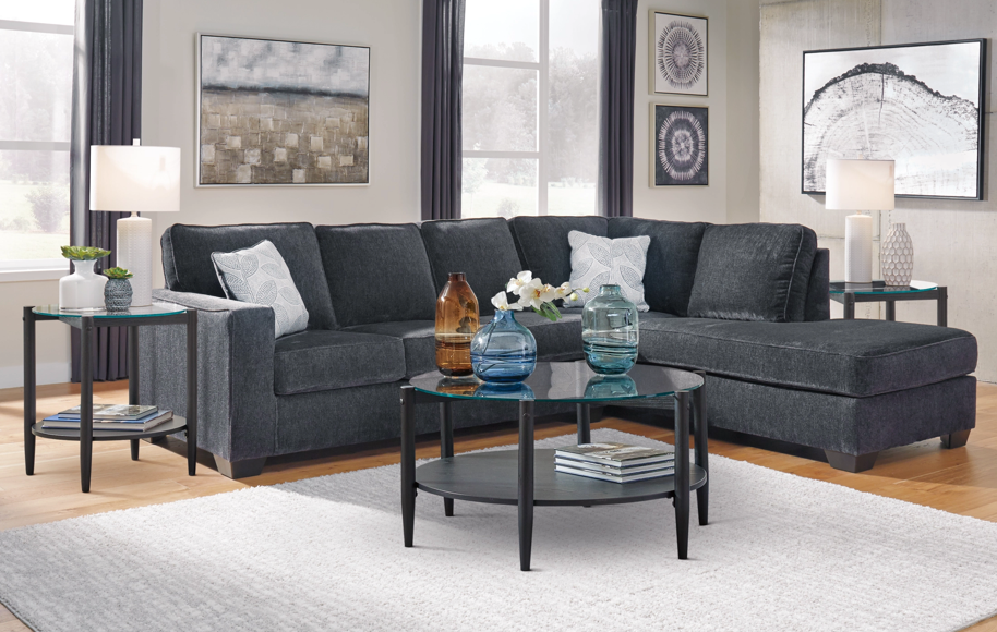 Signature Design by Ashley 2-Piece Sectional with Chaise