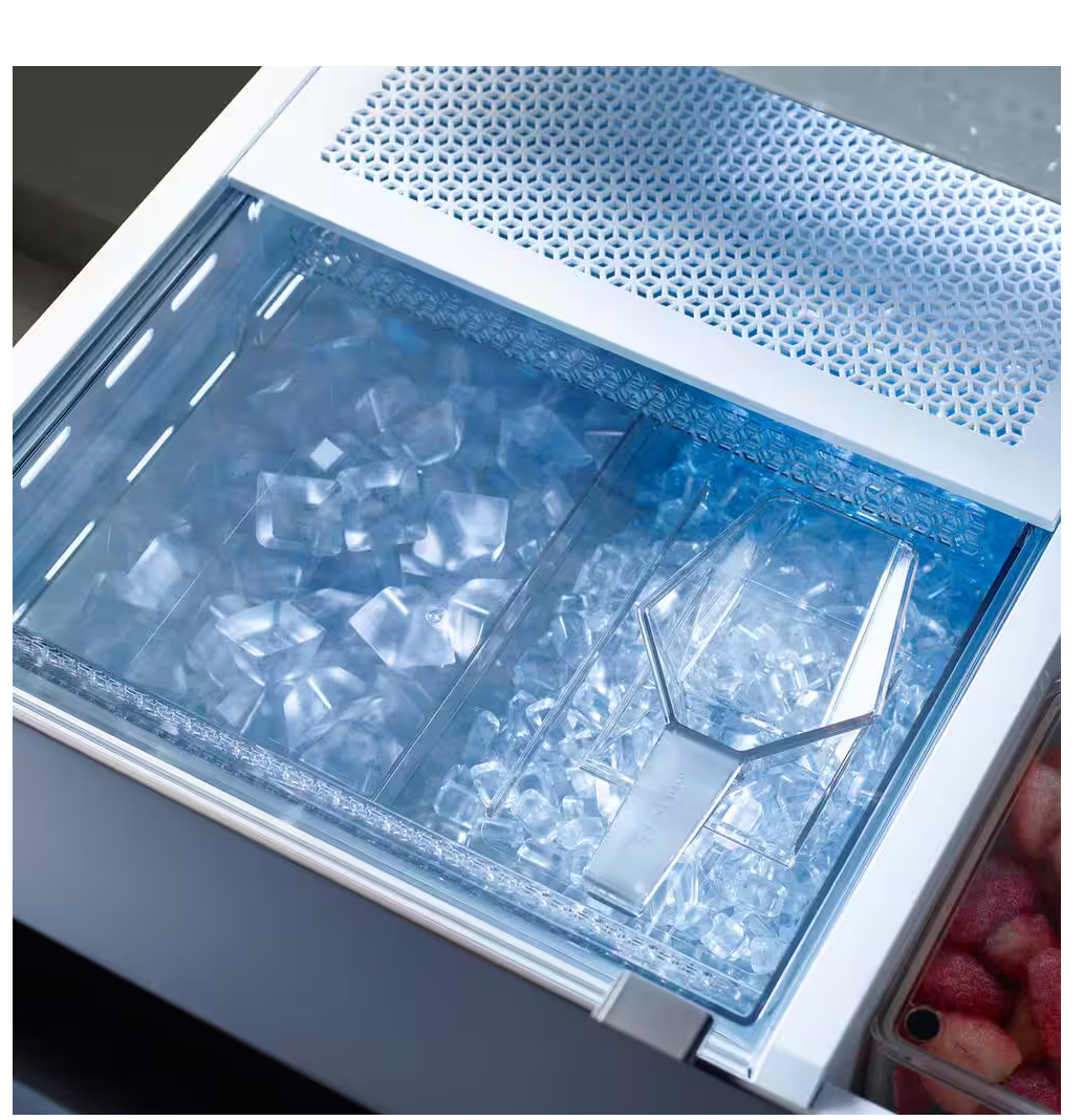 Samsung Bespoke 29 cu. ft. 4-Door French Door Refrigerator with Family Hub in Charcoal Glass Top Model# RF29BB8900QK