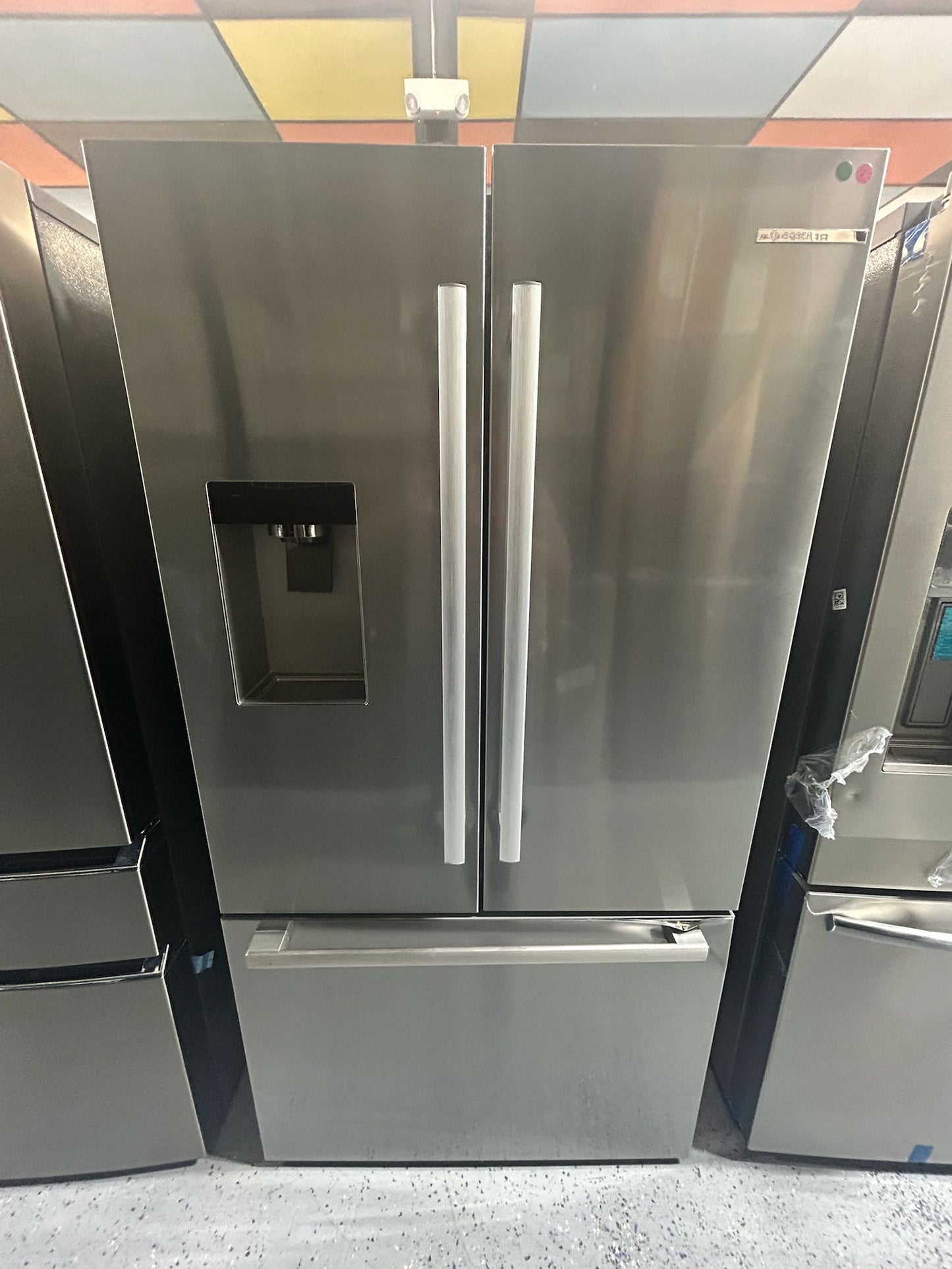 Bosch-B36CD80SNS- 800 Series 36" French 3-Door Stainless Steel Refrigerator, Anti-fingerprint, UltraClarityPro with VitaFresh