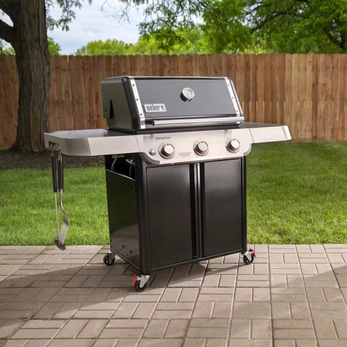 Weber Genesis - 1500010 - Genesis E-315 Propane Gas Grill with PureBlu Burner, Cast-Iron Grates, Flavorizer Bars, Grease Management System, Warming Rack, Side Tables and Large Cooking Surface