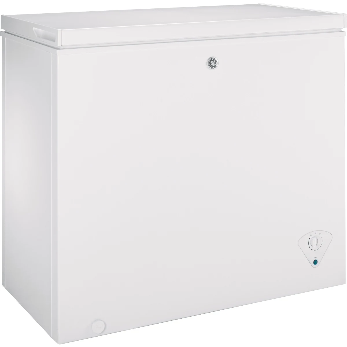 GE - FCM7STWW - 32 Inch Chest Freezer with 7.0 Cu. Ft. Capacity, Sliding Plastic Baskets, Adjustable Temperature Control, Manual Defrost, Power On Light, Power Outage Promise, and Garage Ready