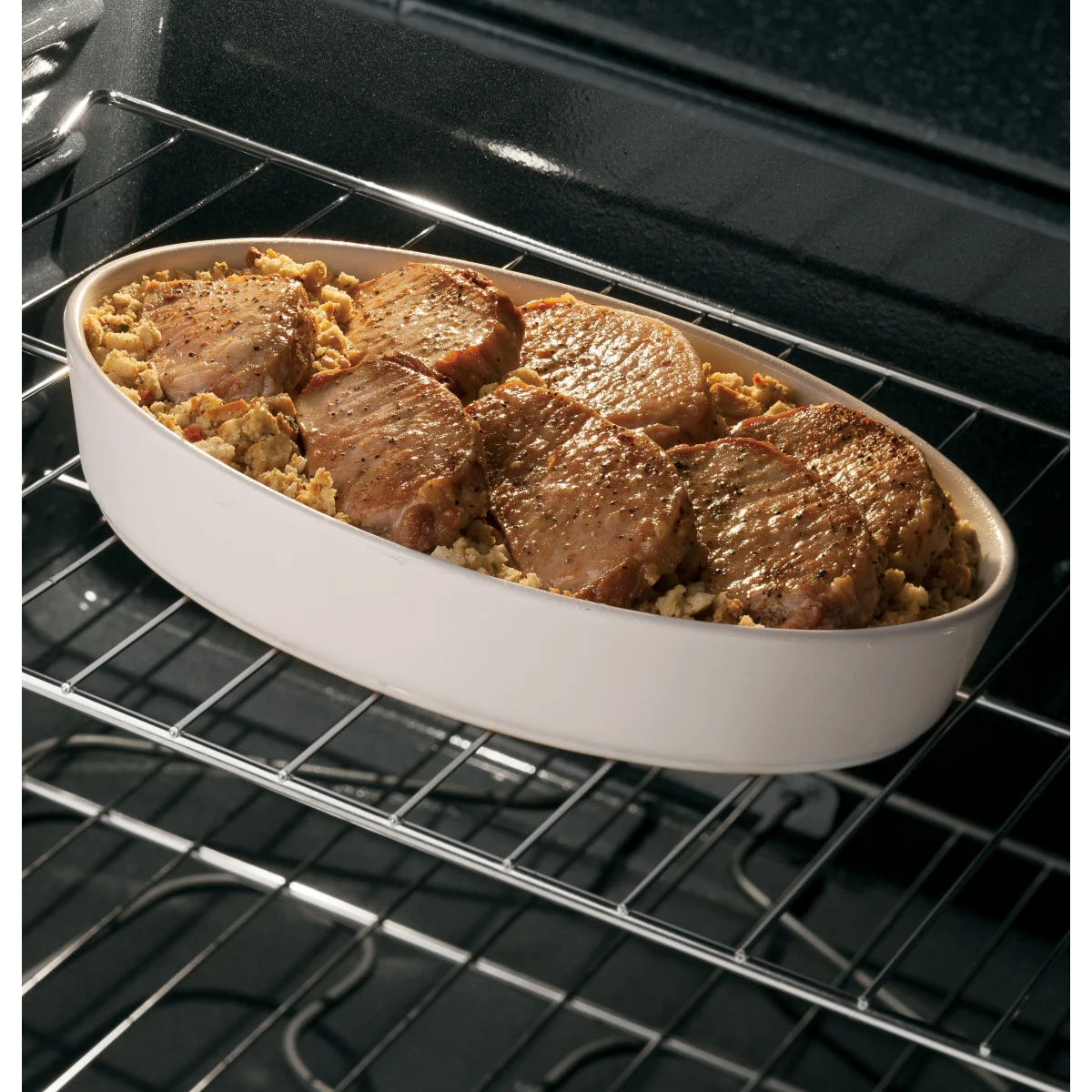 GE - JB256RTSS - 30 Inch Freestanding Electric Range with 4 Coil Burners, 5.0 cu. ft. Oven Capacity, Storage Drawer, Sensi-Temp Technology, Dual-Element Bake, Sabbath Mode, and Self-Clean: Stainless Steel