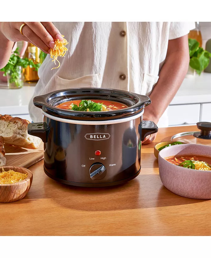Bella 1.5-Qt. Slow Cooker, Black
