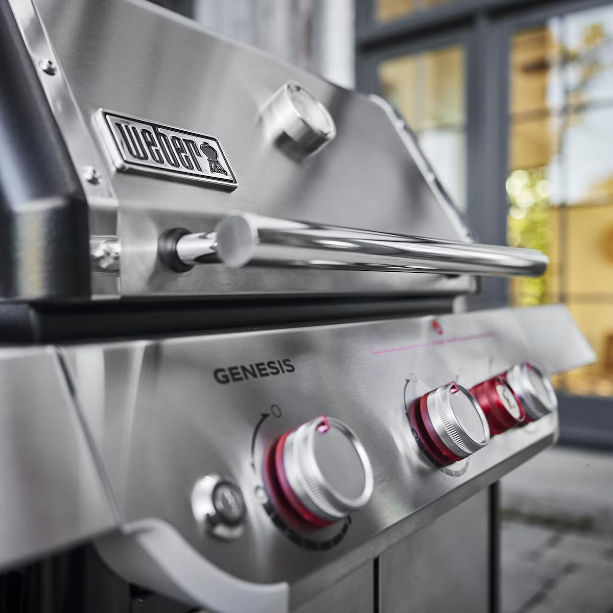Weber Genesis - 1500592 - Genesis SP-E-335 Special Edition Propane Gas Grill with Stainless Steel Cooking Grates, PureBlu Burners, Flavorizer Vapors and Extra Large Sear Zone