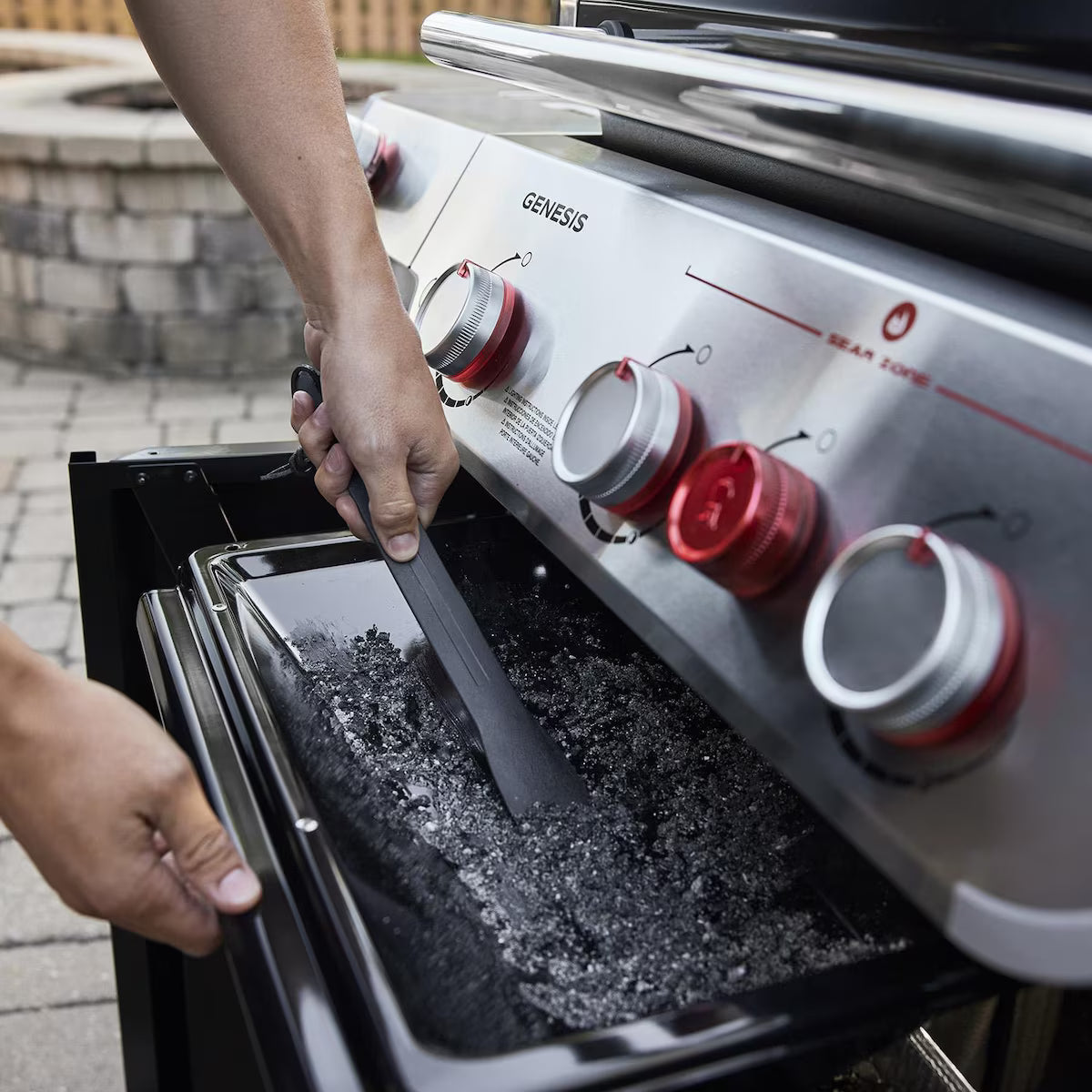 Weber Genesis - 1500592 - Genesis SP-E-335 Special Edition Propane Gas Grill with Stainless Steel Cooking Grates, PureBlu Burners, Flavorizer Vapors and Extra Large Sear Zone