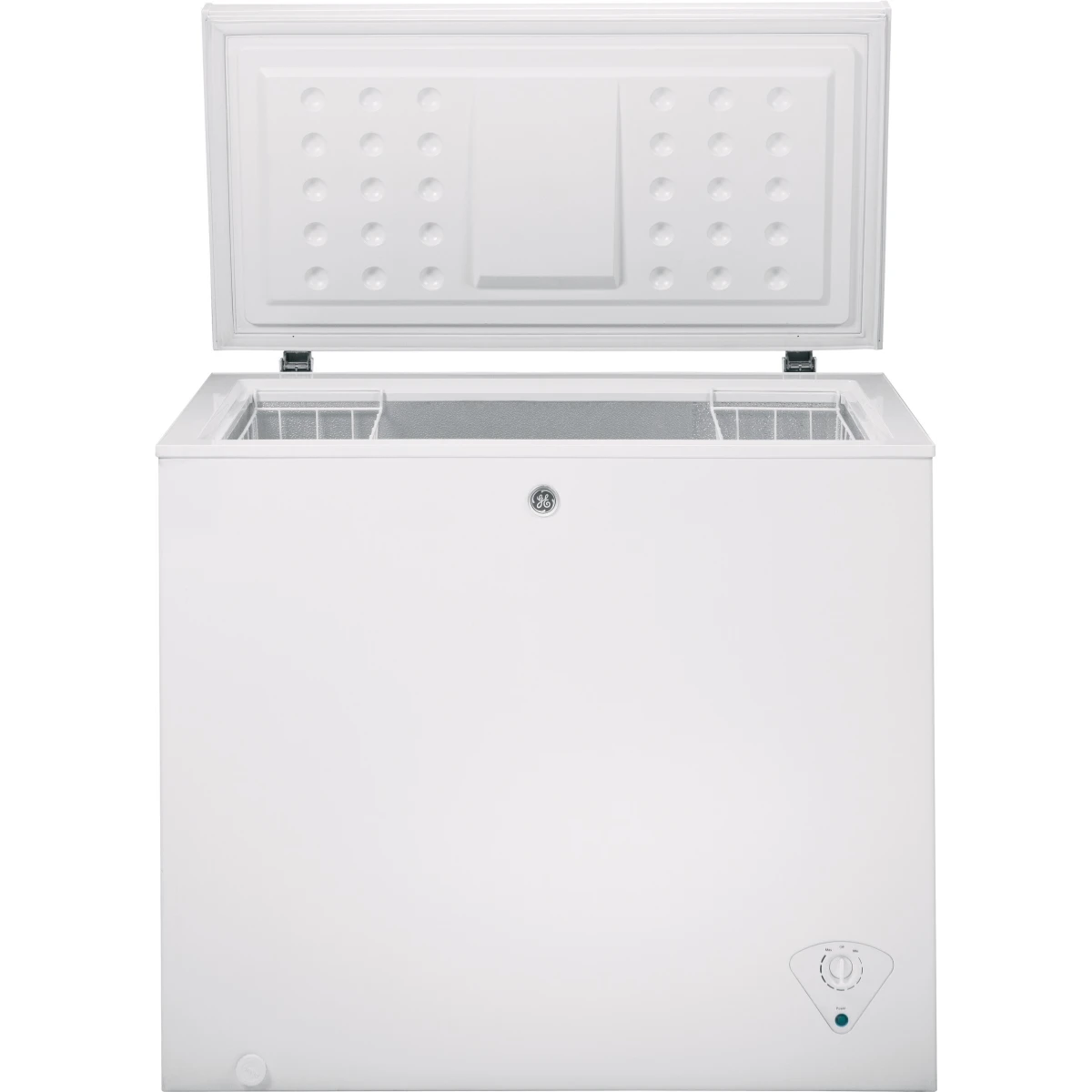 GE - FCM7STWW - 32 Inch Chest Freezer with 7.0 Cu. Ft. Capacity, Sliding Plastic Baskets, Adjustable Temperature Control, Manual Defrost, Power On Light, Power Outage Promise, and Garage Ready