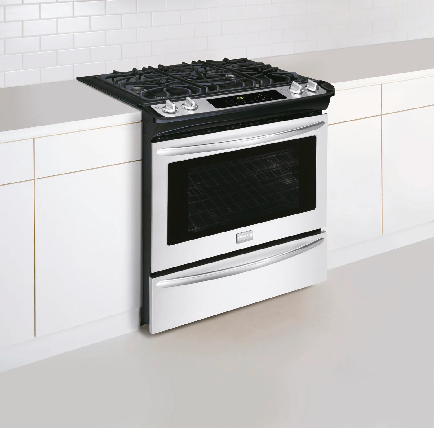 Frigidaire - FGGS3065PF - 4.5 Cu. Ft. Self-Cleaning Slide-In Gas Convection Range - Stainless Steel