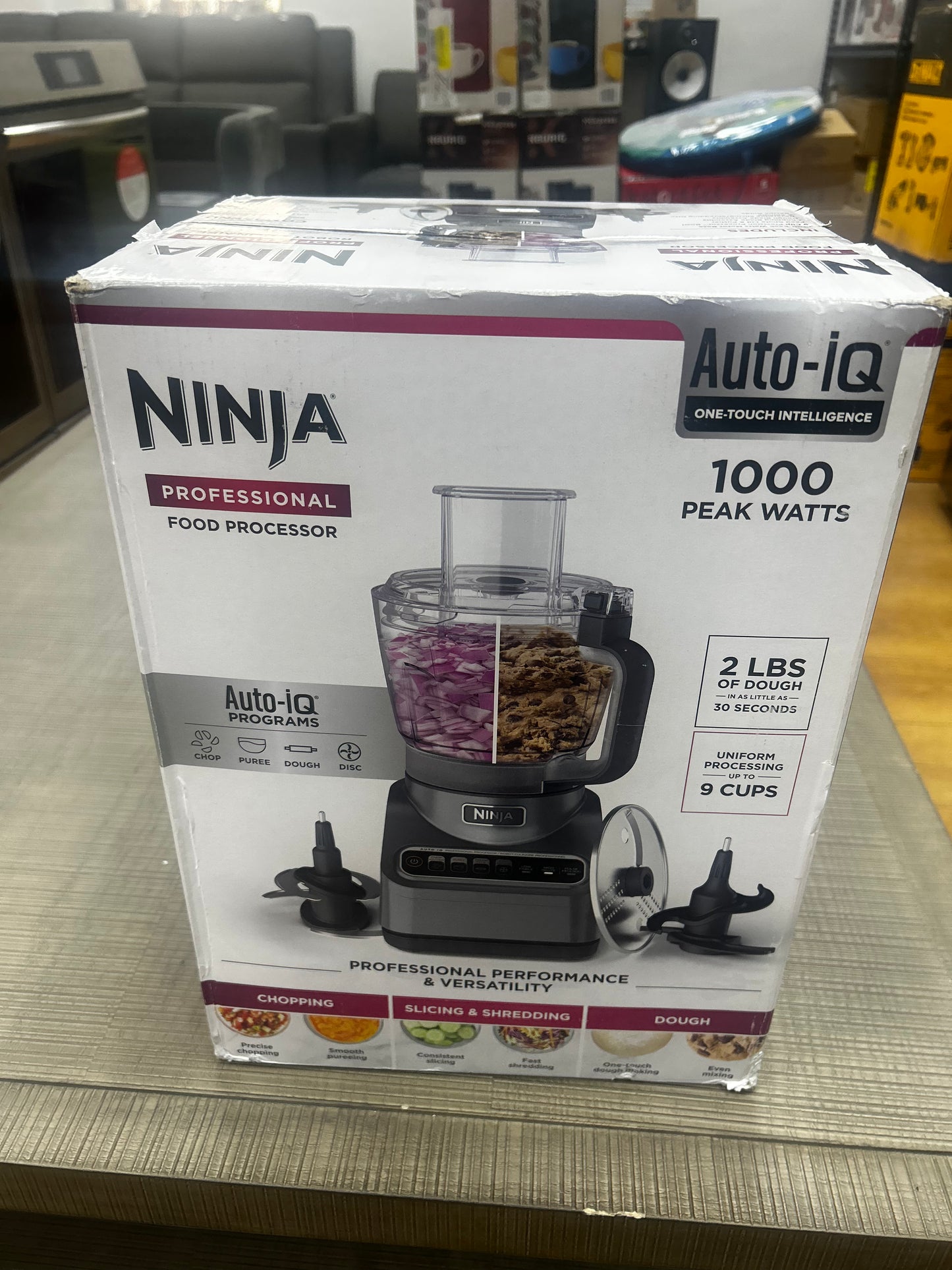 Ninja Professional - 9 Cup Food Processor, 1000 Watts, Auto-iQ 4 Presets, BN601 Silver