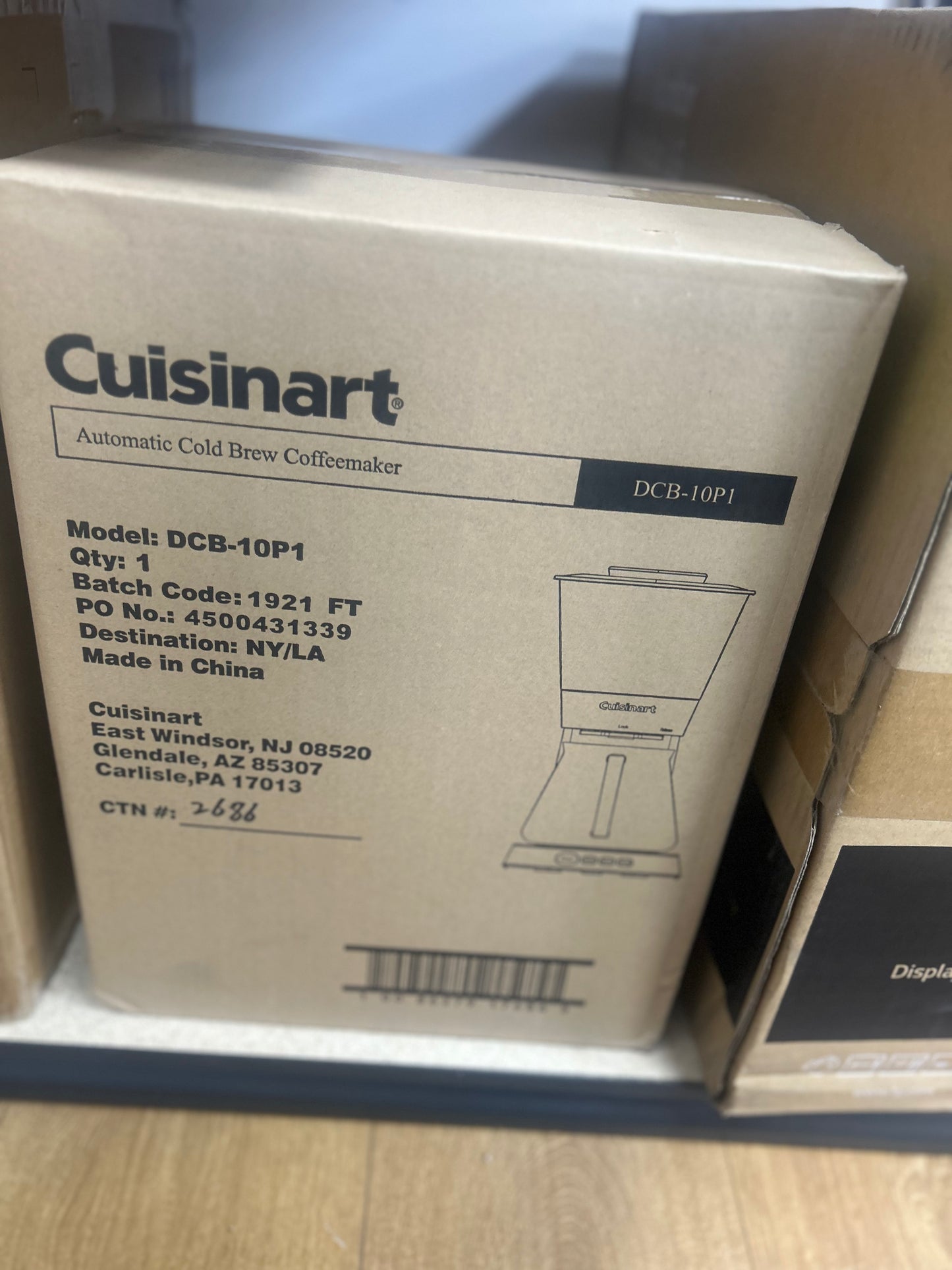 Cuisinart DCB-10P1 Automatic Cold Brew Coffeemaker with 7-Cup Glass Carafe, Silver and Black