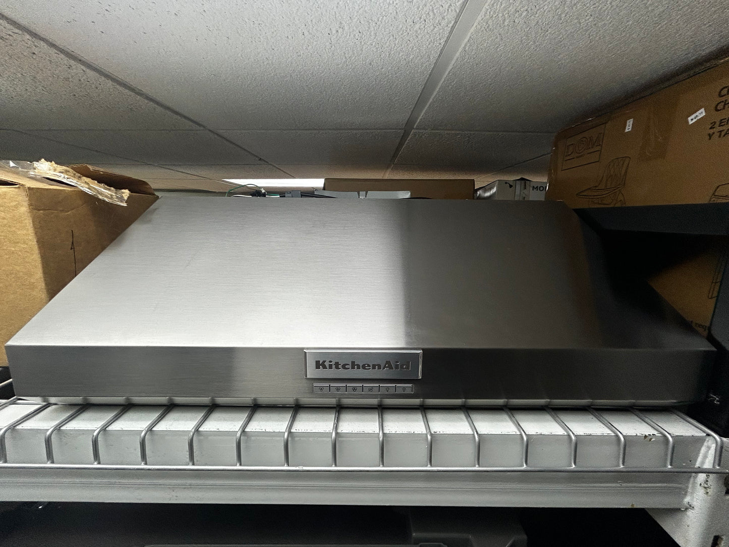 KitchenAid - KVUC600KSS - Commercial Style Under Cabinet Range Hood with 585 CFM Blower, 4-Speed Fan, Power Boost Function, Automatic Turn On, Power Boost Function, LED Lighting, Night Light Setting, Removable Stainless Steel Baffle Filters