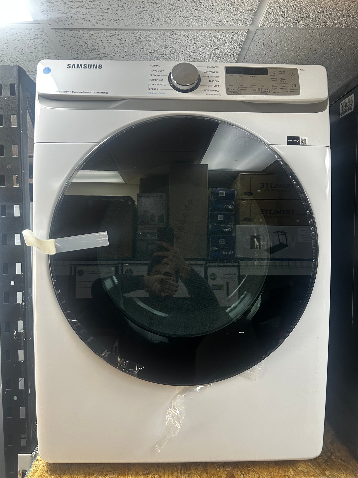 Samsung - DVG45B6300W - 27 Inch Smart Gas Dryer with 7.5 Cu.Ft. Capacity,21 Dryer Programs, 10 Dry Options, 5 Temperature Settings, Steam Sanitize+, Sensor Dry, and ADA Compliant: White