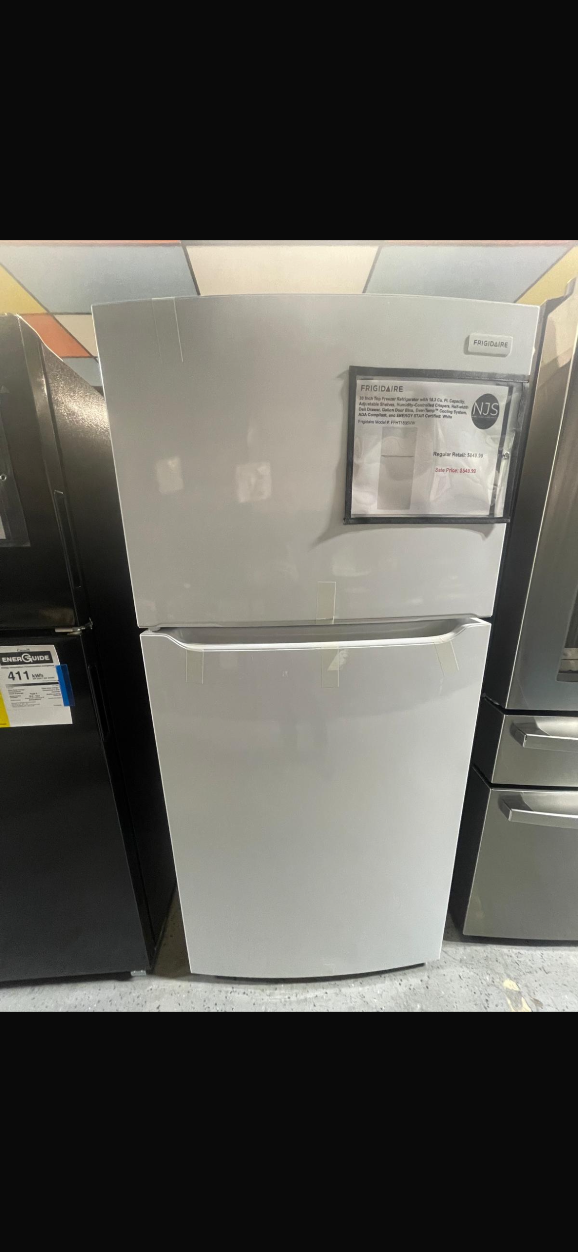 Frigidaire - FFHT1835VW - 30 Inch Top Freezer Refrigerator with 18.3 Cu. Ft. Capacity, Adjustable Shelves, Humidity-Controlled Crispers, Half-width Deli Drawer, Gallon Door Bins, EvenTemp™ Cooling System, ADA Compliant, and ENERGY STAR Certified: White