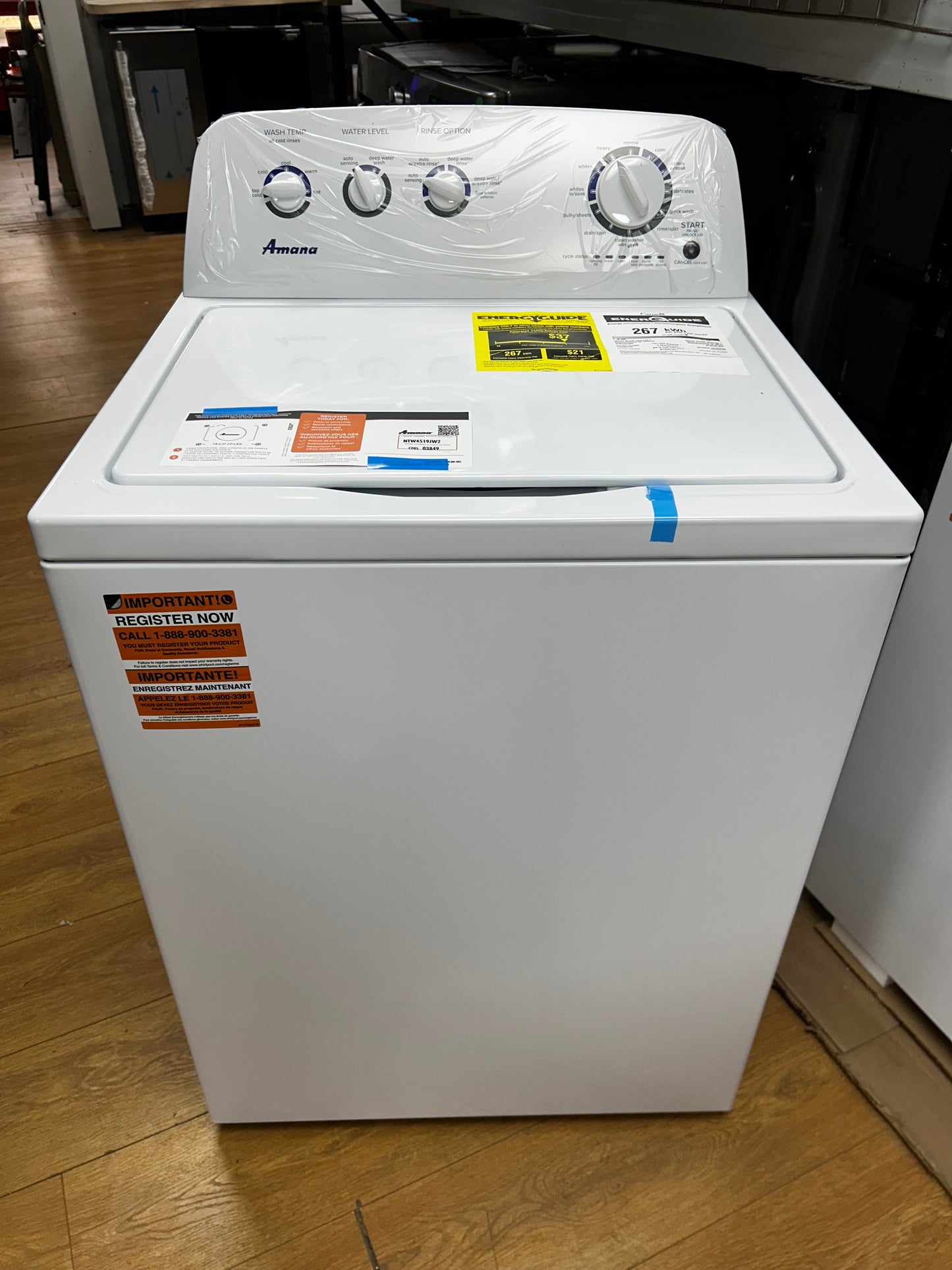 Amana - NTW4519JW - 28 Inch Top Load Washer with 3.8 cu. ft. Capacity, 12 Wash Cycles, High-Efficiency Agitator, Deep Water Wash Option, Automatic Fabric Softener Dispenser, Late Lock Lid, Extra Rinse Option, and Cold Wash Cycle