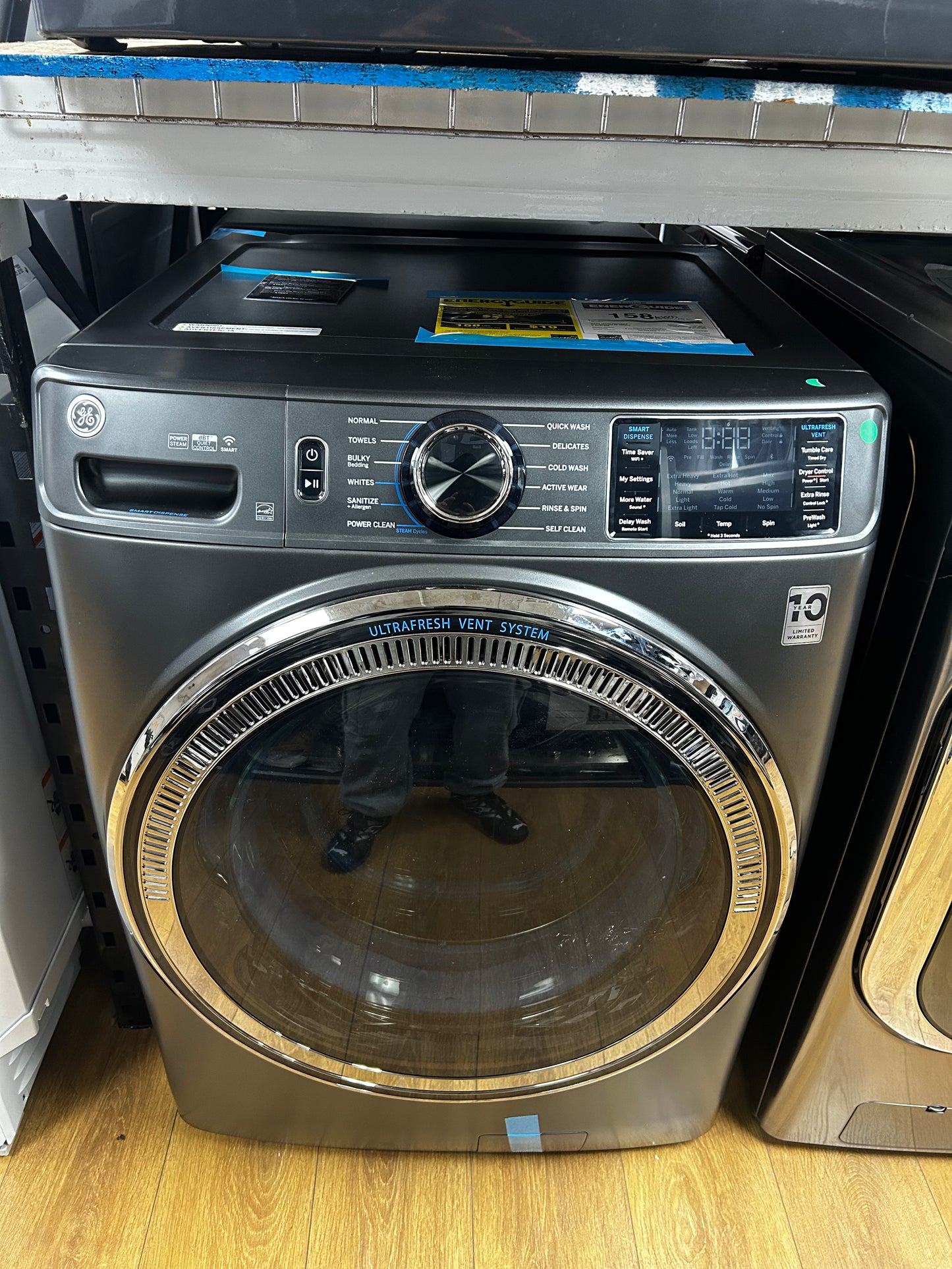 GE - GFW655SPVDS - 28 Inch Smart Front Load Washer with 5 cu. ft. Capacity, Wi-Fi Enabled, Steam Cycle, Time Saver Option, Sanitize Cycle, Smart Dispense Technology, Wi-Fi Connected, Ultra Fresh Vent System With Odor Block