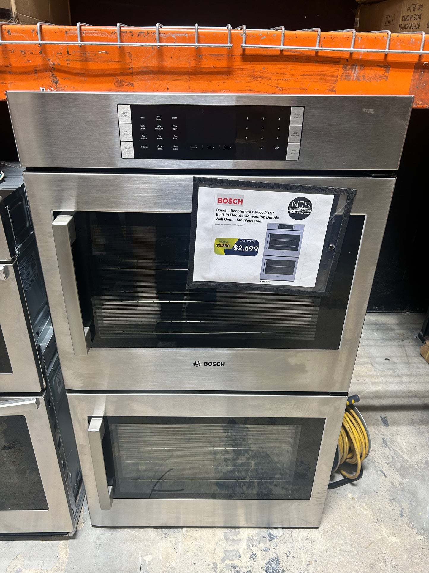 Bosch - HBLP651RUC - Benchmark 30 Inch Wide 9.2 Cu. Ft. Double Electric Oven with Right Hinge Door
