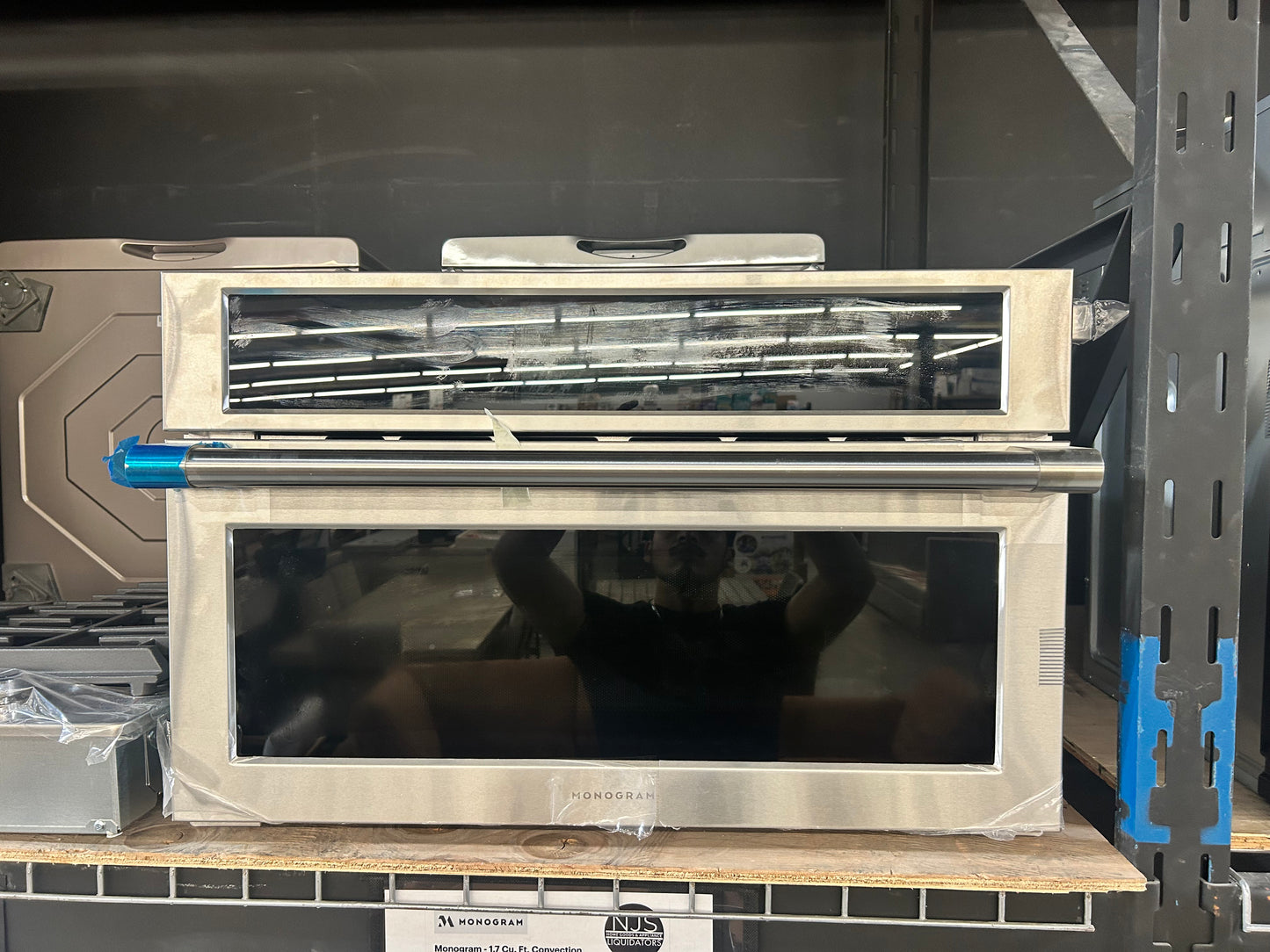 Monogram - ZSB9132VSS - 1.7 Cu. Ft. Convection Built-In Microwave with Sensor Cooking and Five in One 120V Advantium Technology - Stainless Steel