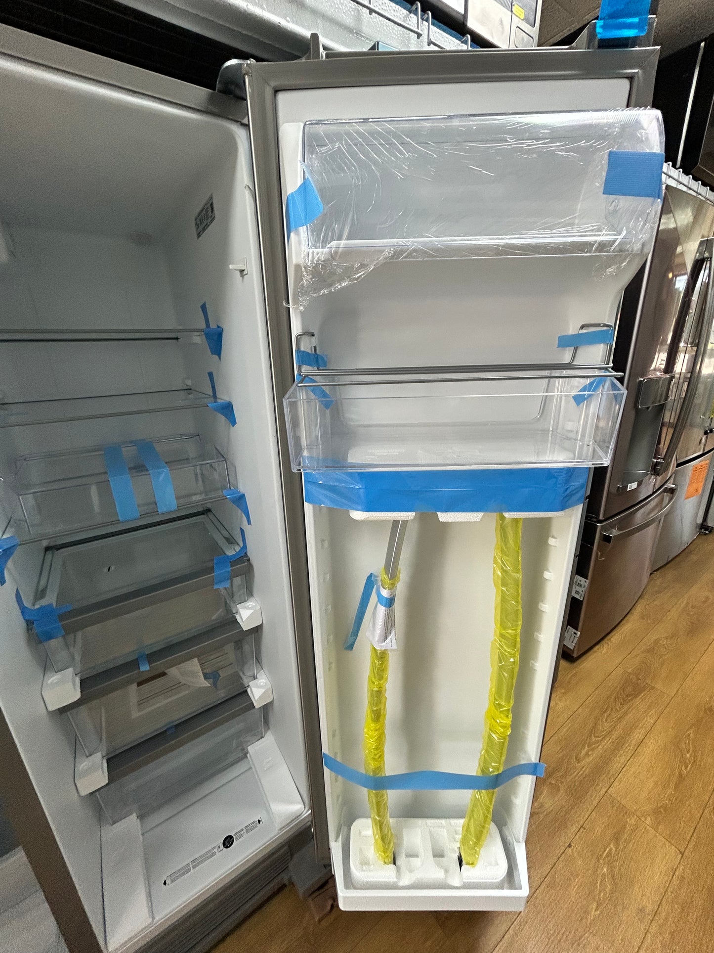 Whirlpool - WRS321SDHZ - 21.4 Cu. Ft. Side-by-Side Refrigerator - Monochromatic Stainless Steel