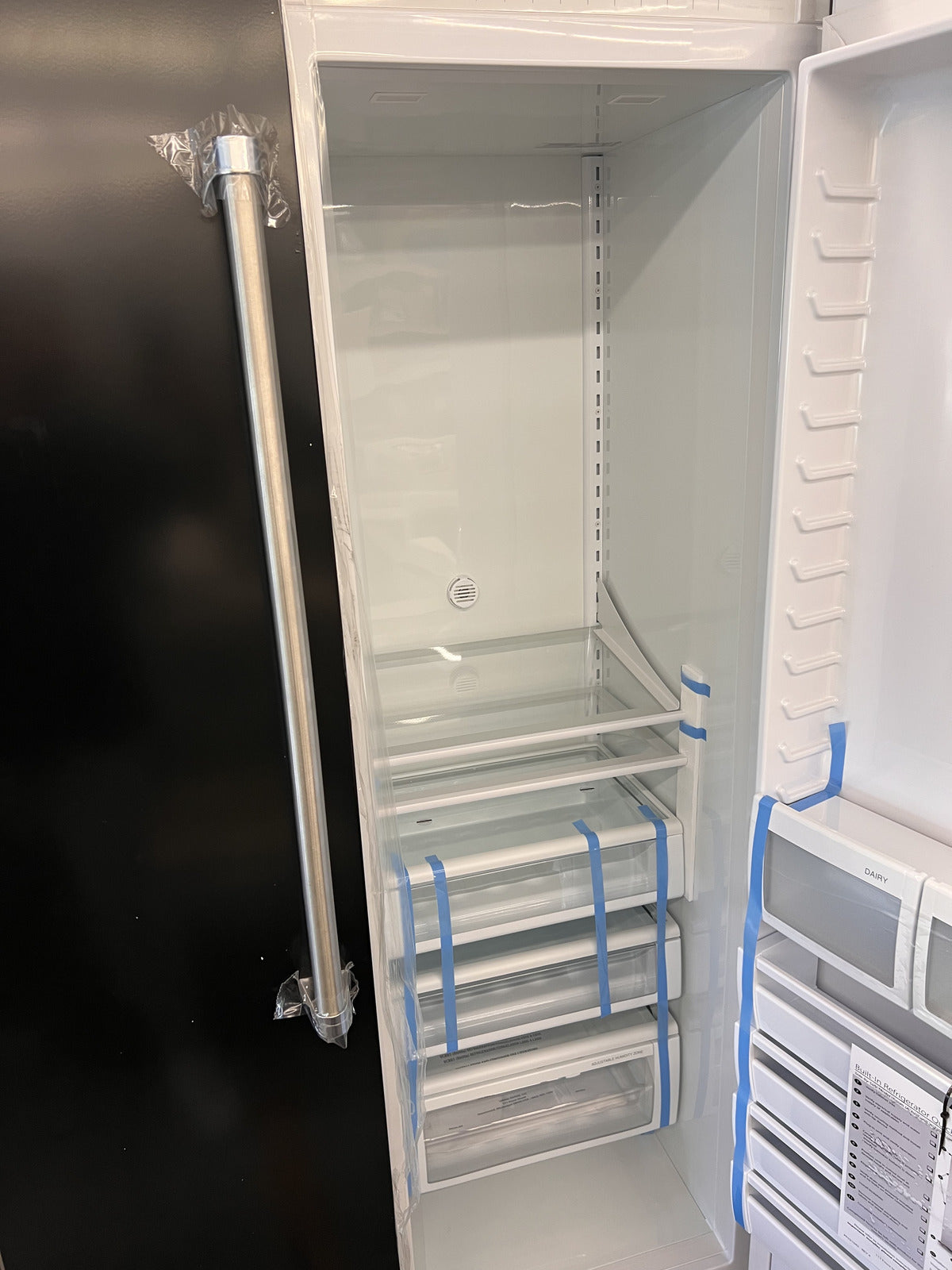 Viking VCSB5424CS 42" Built In Side-By-Side Refrigerator/Freezer - Cast Black