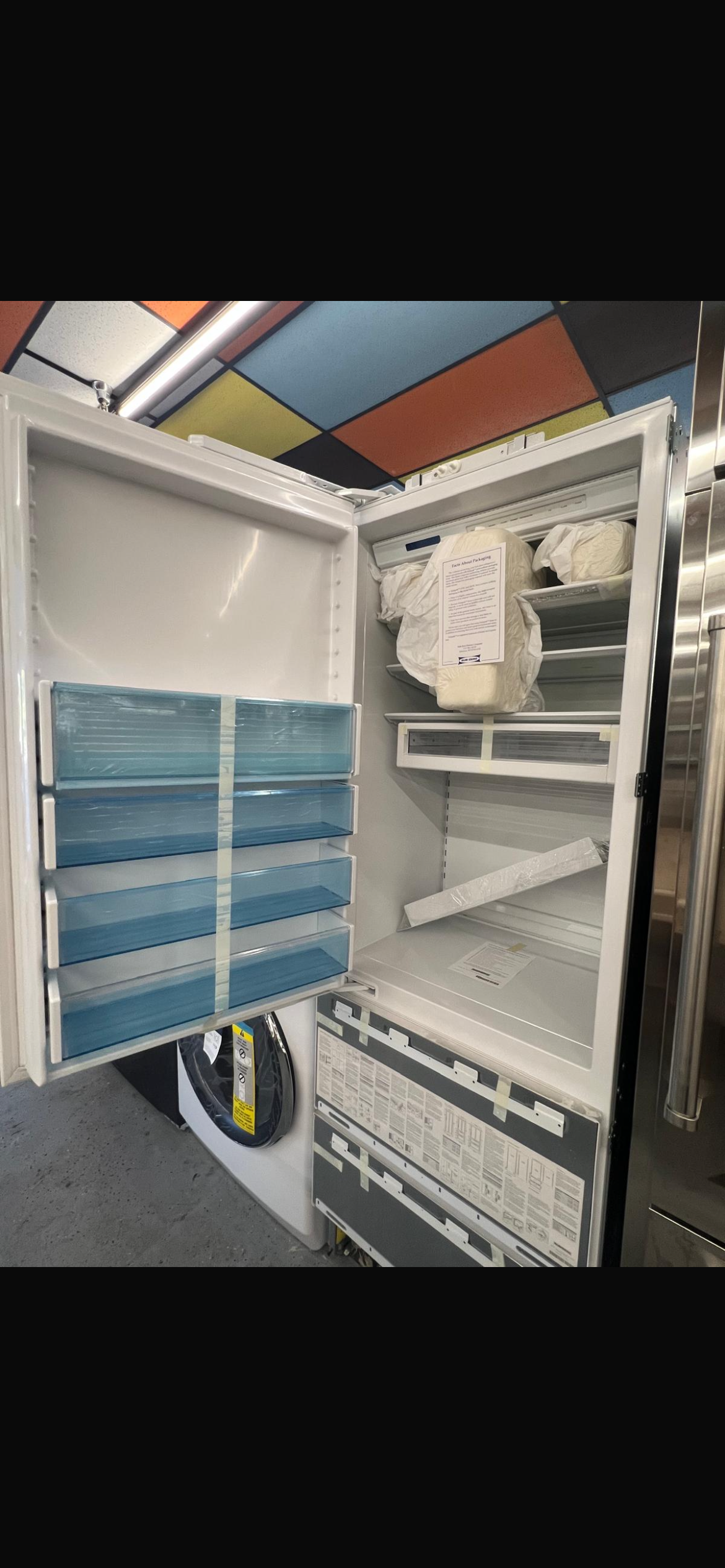 Sub Zero - 700TCI - 27 Inch Combination Refrigerator/Freezer
