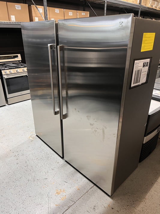 Electrolux EI33AR80WS / EI33AF80WS 66" Refrigerator / Freezer Collumns - SS