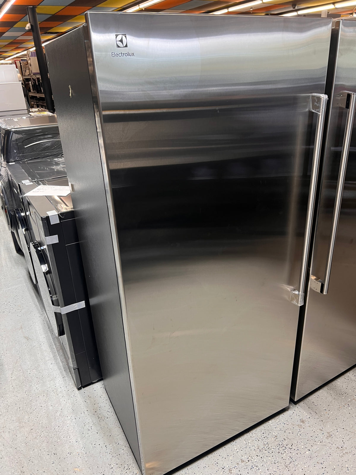 Electrolux EI33AF80WS 33" 19 Cu. Ft. Single-Door Freezer, Stainless Steel