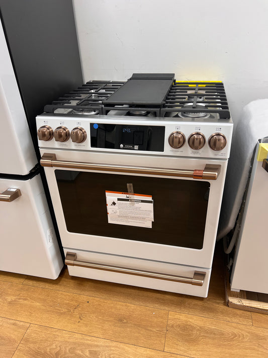 Cafe CGS700P4MW2 30" 5.6 cu. ft. Smart Slide-In Front-Control  Gas Range with Convection Oven, Matte White