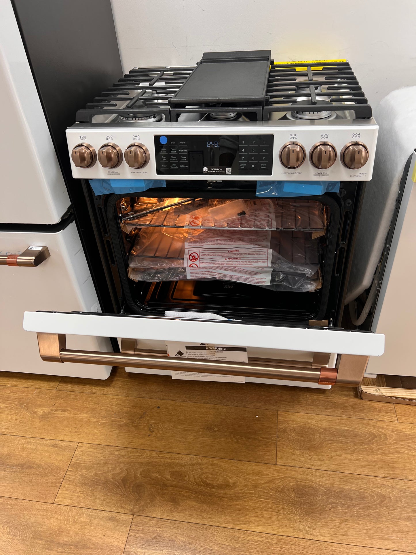 Cafe CGS700P4MW2 30" 5.6 cu. ft. Smart Slide-In Front-Control  Gas Range with Convection Oven, Matte White