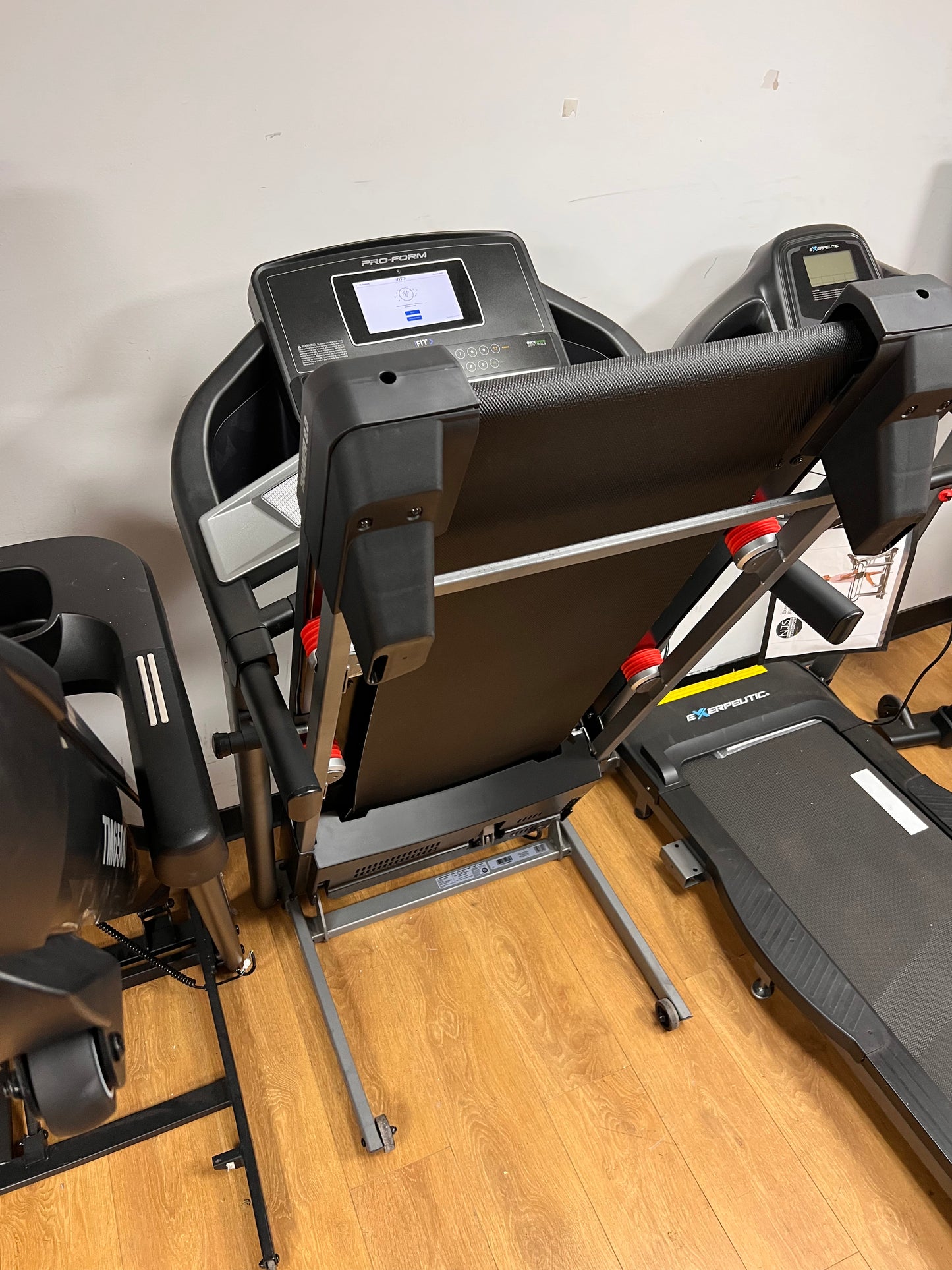 ProForm PFTL69921 Trainer 9.0 Treadmill, Black