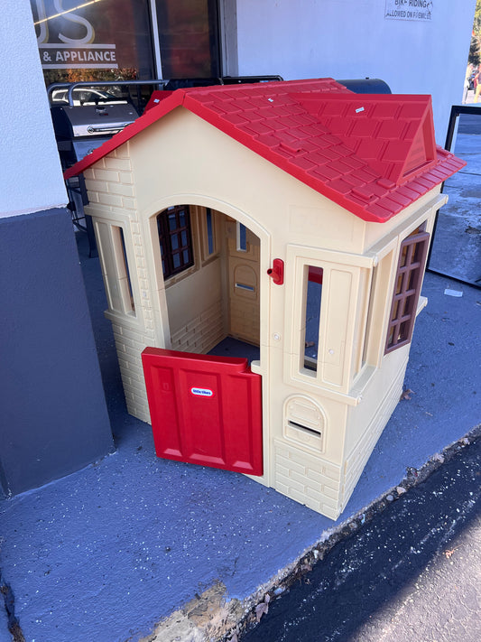 Little Tikes Cape Cottage Playhouse with Working Door, Windows, and Shutters, Tan/Red