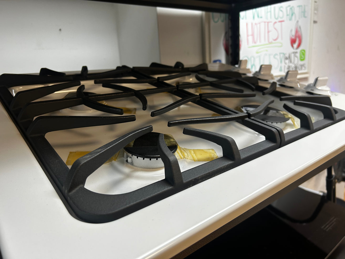 Frigidaire Gallery Series - FGGC3045KW - 30 Inch Gas Cooktop with 4 Sealed Burners, Cast Iron Continuous Grates, Express-Select Controls and LP Conversion Kit Included: White