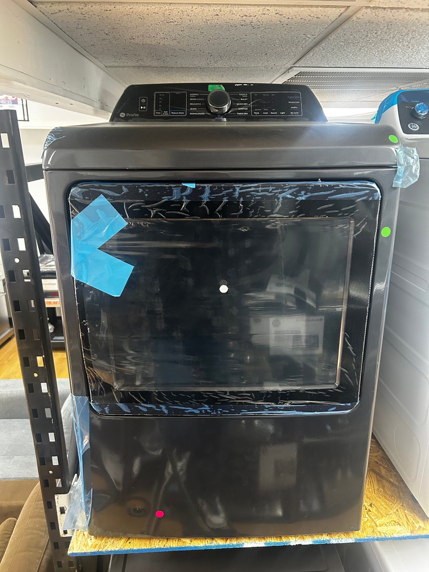 GE Profile - PTD70EBPTDG - 27-Inch Smart Electric Dryer with 7.4 Cu.Ft. Capacity, Washer Link, Tangle Control, Steam Cycle, Sanitize Cycle, My Cycle, Quick Dry, Sensor Dry, Eco Dry, and Energy Star Qualified: Diamond Gray