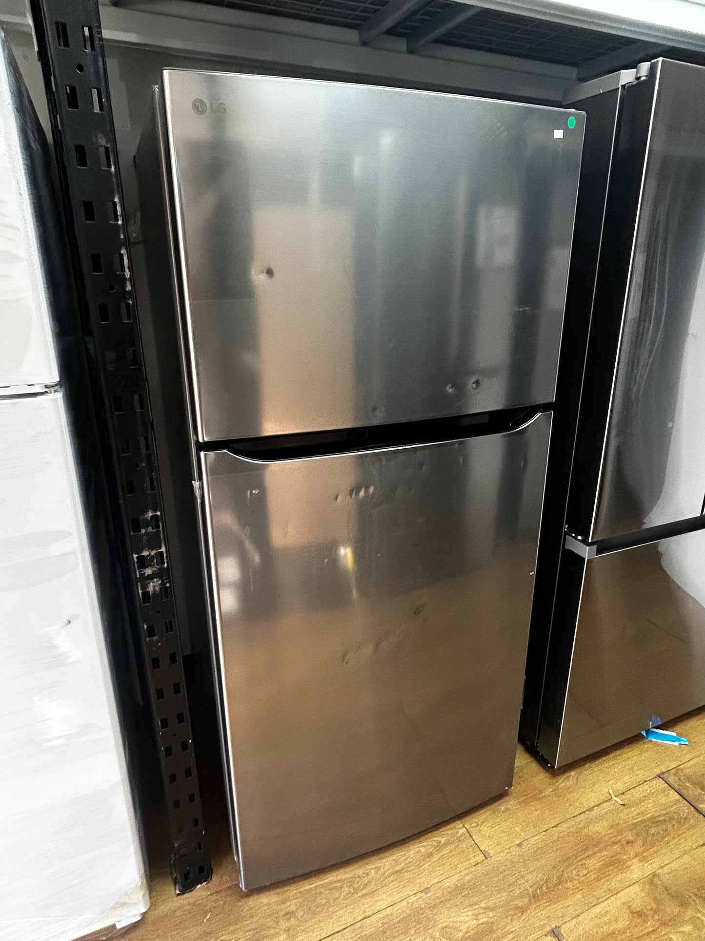 LG - LTCS20020V - 20 Cu. Ft. Top-Freezer Refrigerator - Stainless Steel