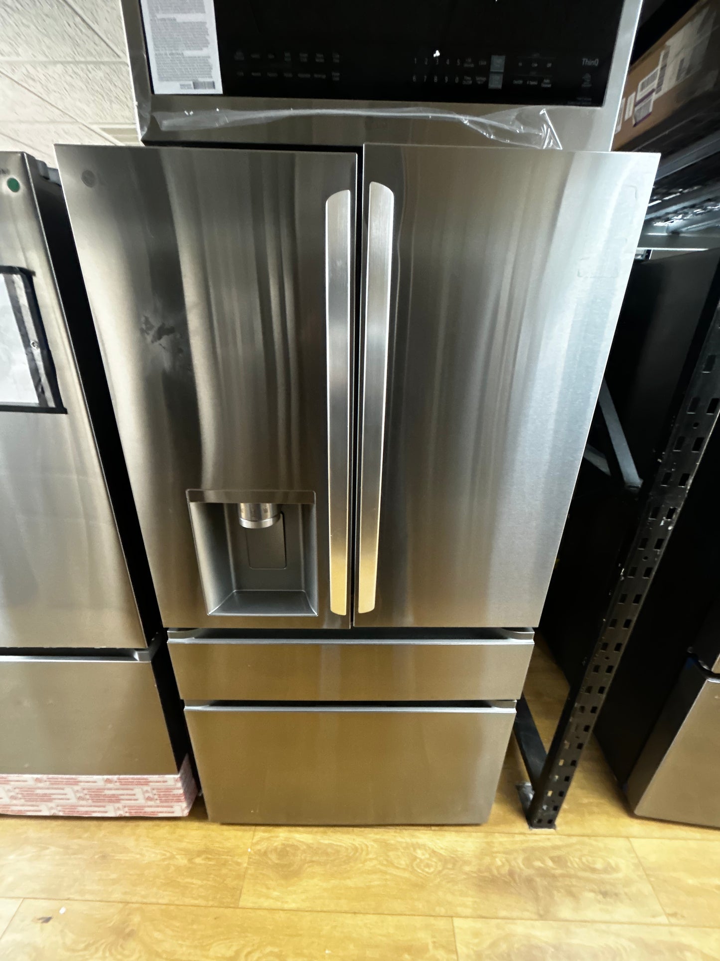 LG - LF29H8330S - 36 Inch Smart 4-Door French Door Refrigerator with 29 Cu. Ft. Capacity, Full-Convert Drawer™, Dual Ice Maker, Linear Cooling™, SmartDiagnosis™, 6 Door Bins, ADA Compliant, and ENERGY STAR® Qualified: PrintProof™ Stainless Steel