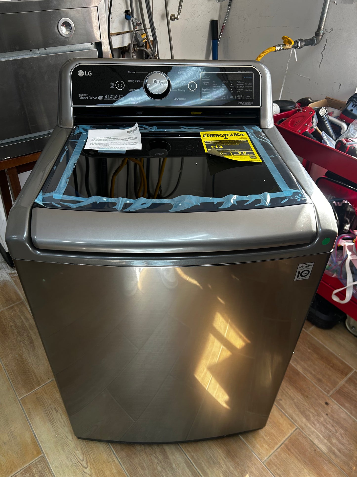 LG - WT7300CV - 27 Inch Top Load Smart Washer with 5.0 Cu. Ft. Capacity, SenseClean™ System, 6Motion™ Technology, TurboWash3D™, LoDecibel™ Operation, SmartThinQ® Technology, ColdWash™, StainCare, and ENERGY STAR®: Graphite Steel