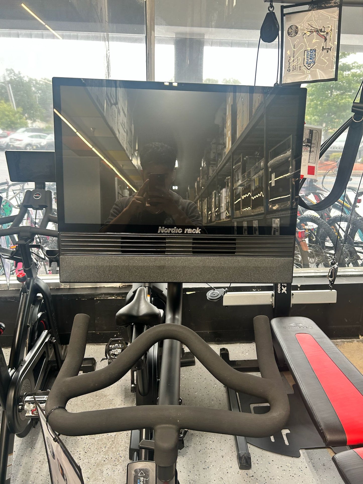 NordicTrack - 24 Studio - Black