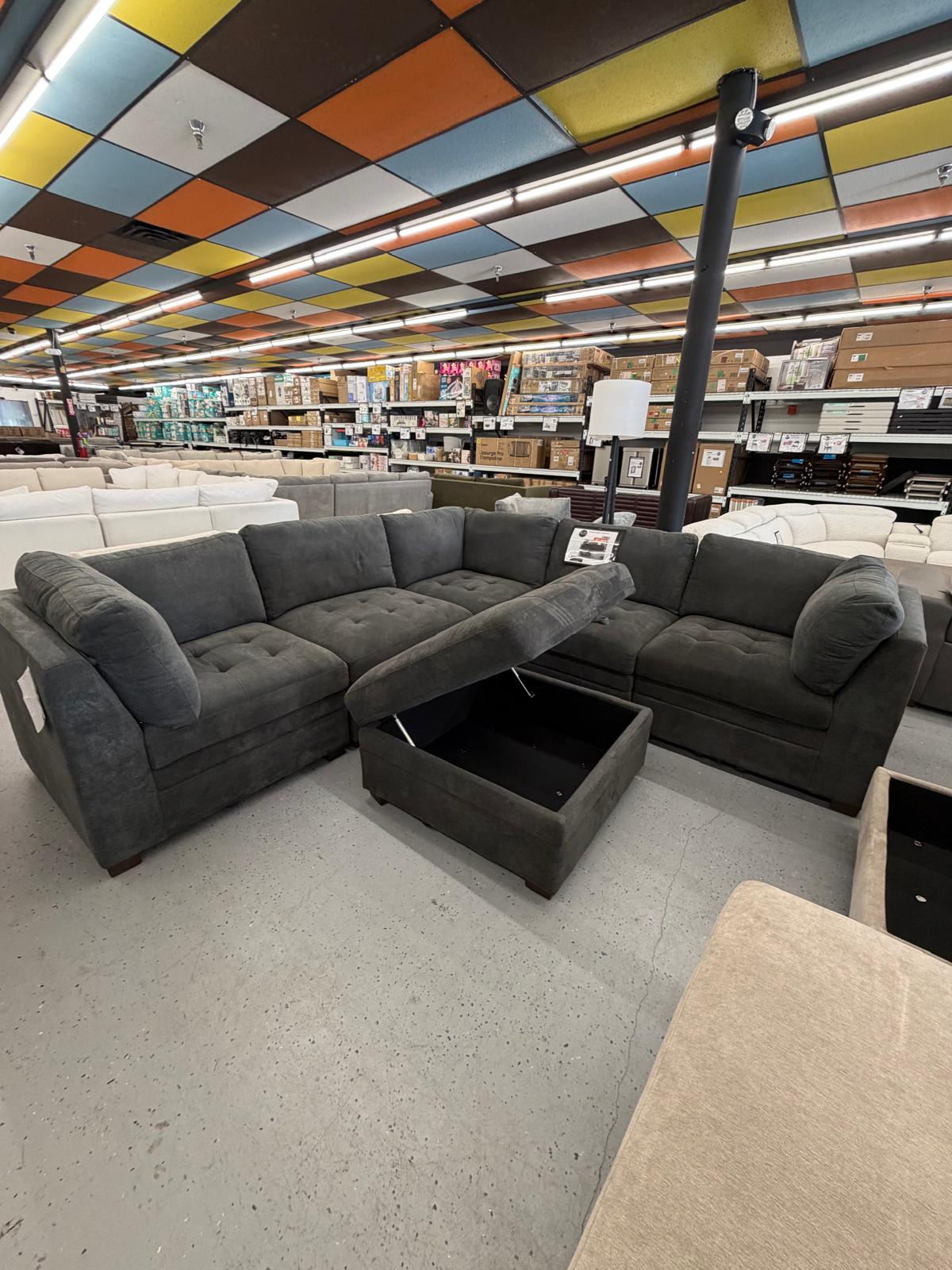 Thomasville Tisdale Modular Sectional 6-piece with Storage Ottoman, Dark Gray