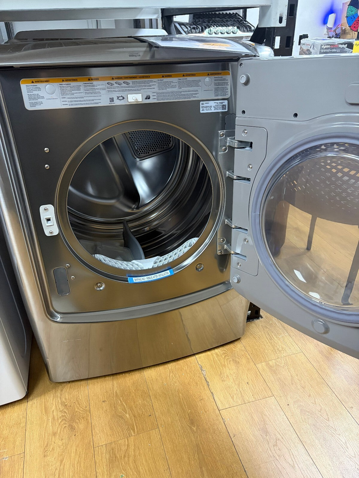 LG DLGX9001V 29 Inch Gas Smart Dryer with 9.0 Cu. Ft. Capacity, TurboSteam