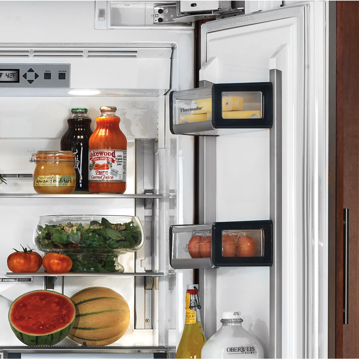 Thermador -T36IB70NSP- 36" 19.6 Cu.Ft Built-in Fully Flush Bottom Freezer Refrigerator